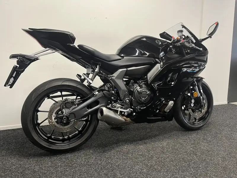 Yamaha YZF-R7 - foto 5