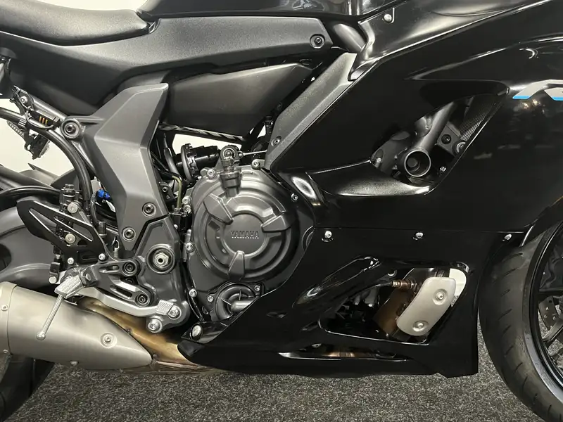 Yamaha YZF-R7 - foto 7