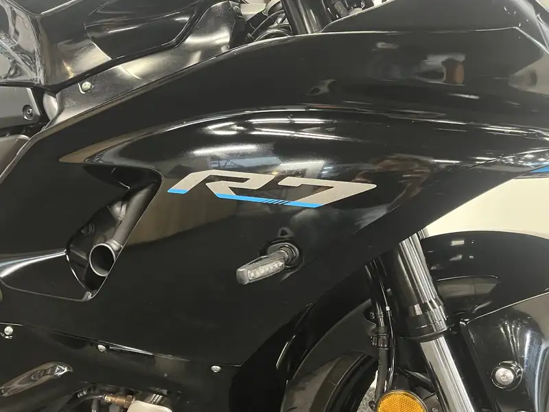 Yamaha YZF-R7 - foto 3