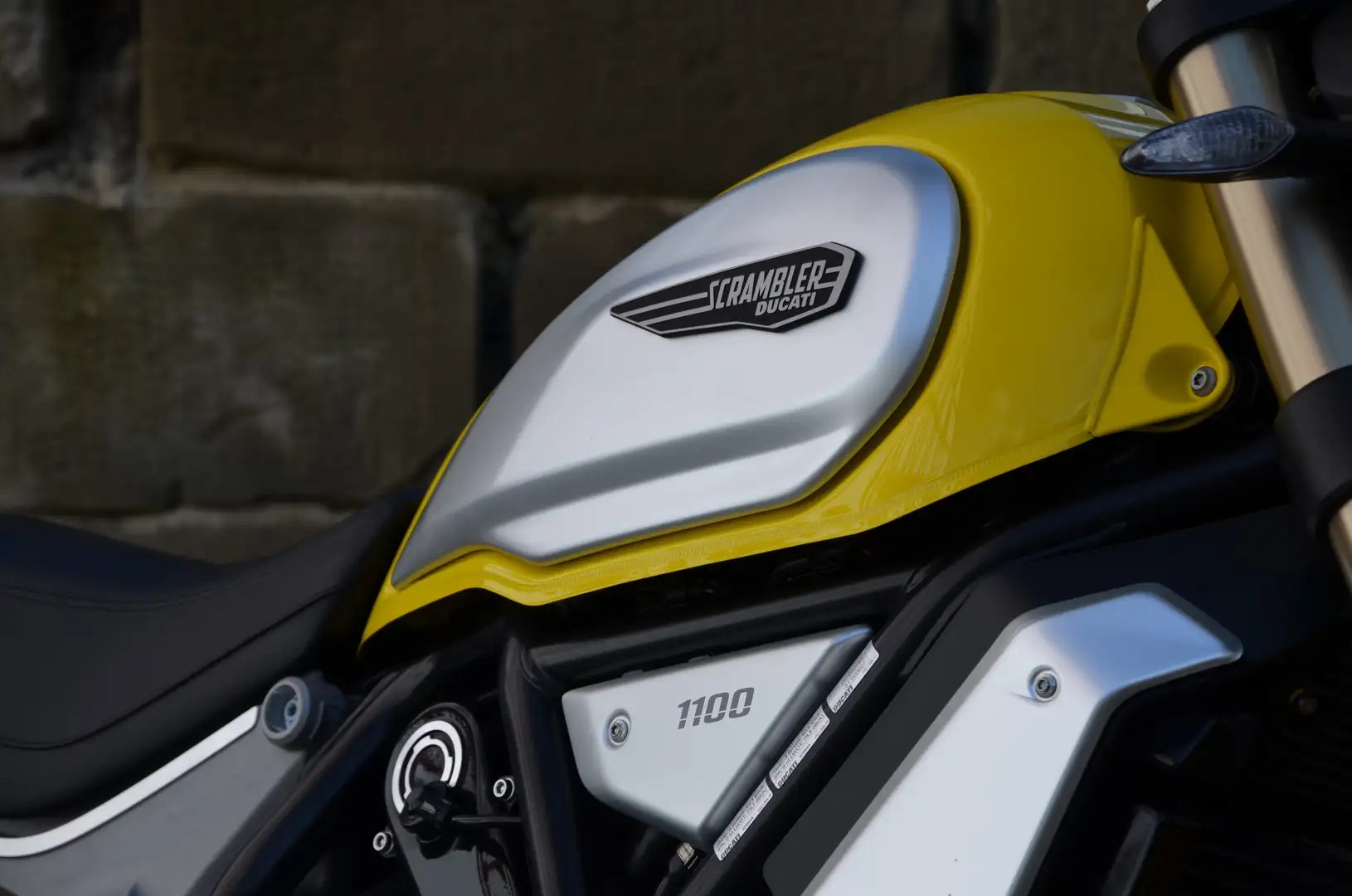 Ducati Scrambler Scrambler 1100 ICON Termignoni Deutsch Riemen NEU Geel - 2