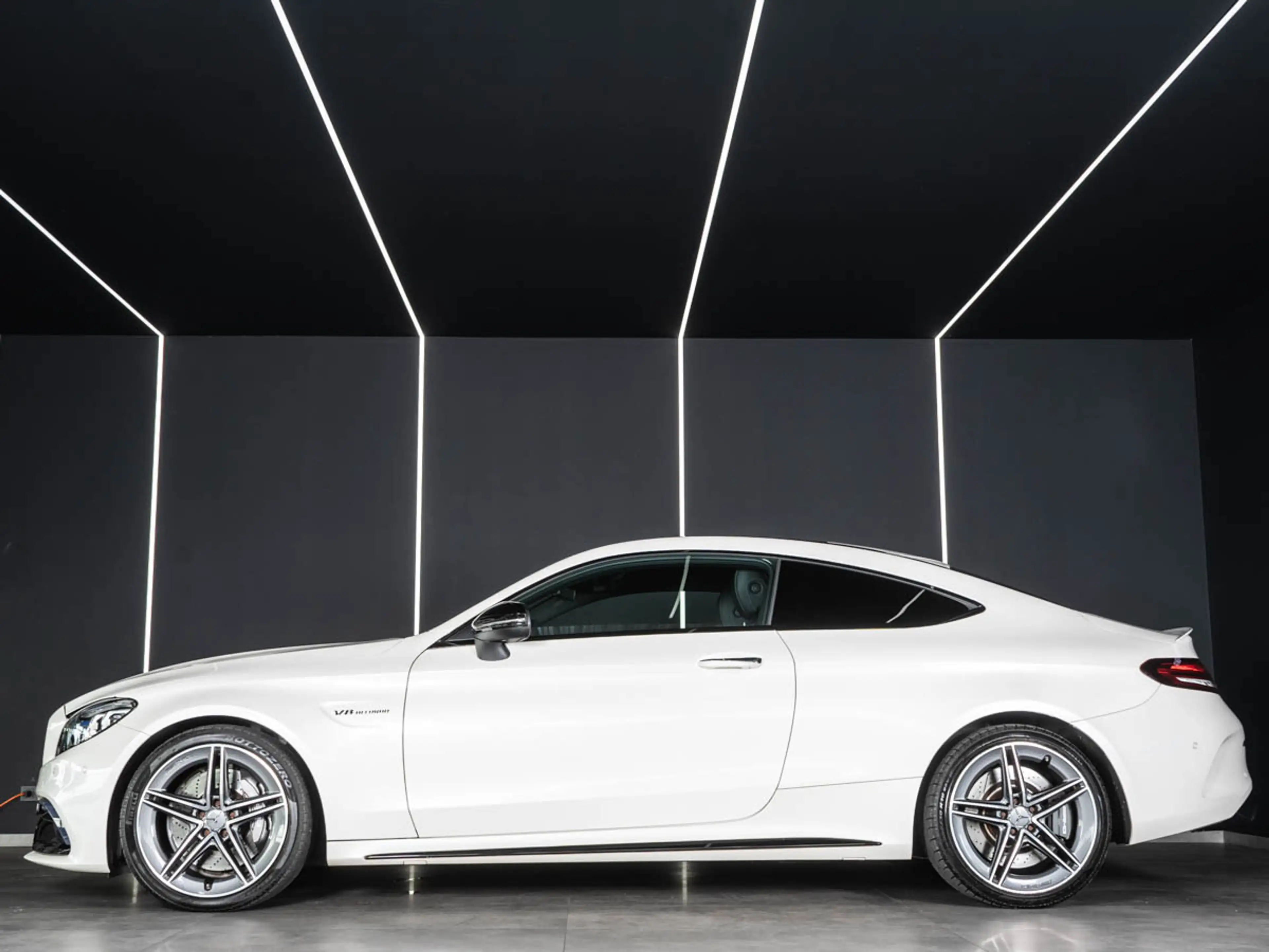 Mercedes-Benz C 63 AMG Coupe  *DESIGNO*PERF-AGA* — photo 7