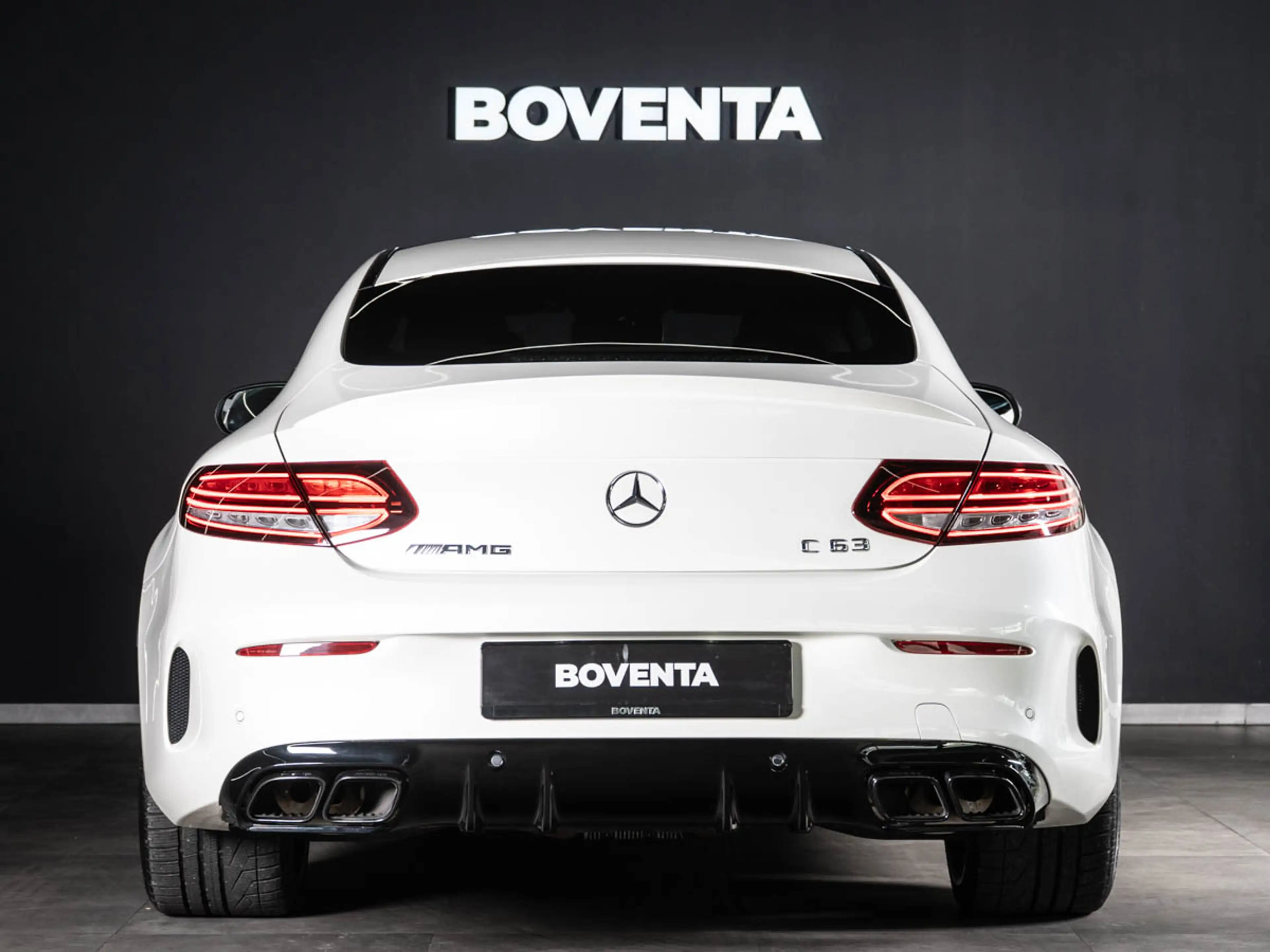 Mercedes-Benz C 63 AMG Coupe  *DESIGNO*PERF-AGA* — photo 9
