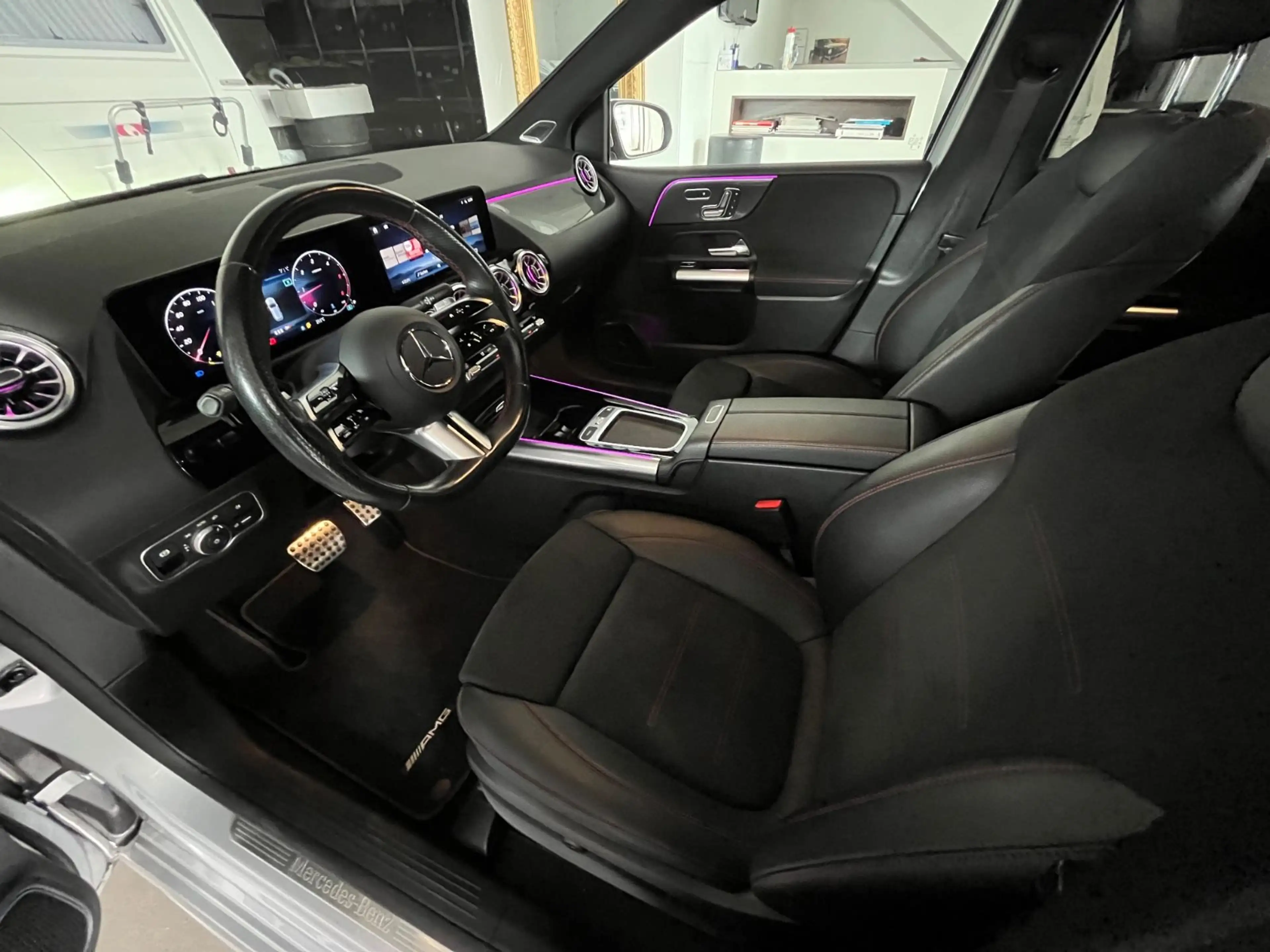 Mercedes-Benz B 200 AMG *Pano *AHK *LED — photo 15
