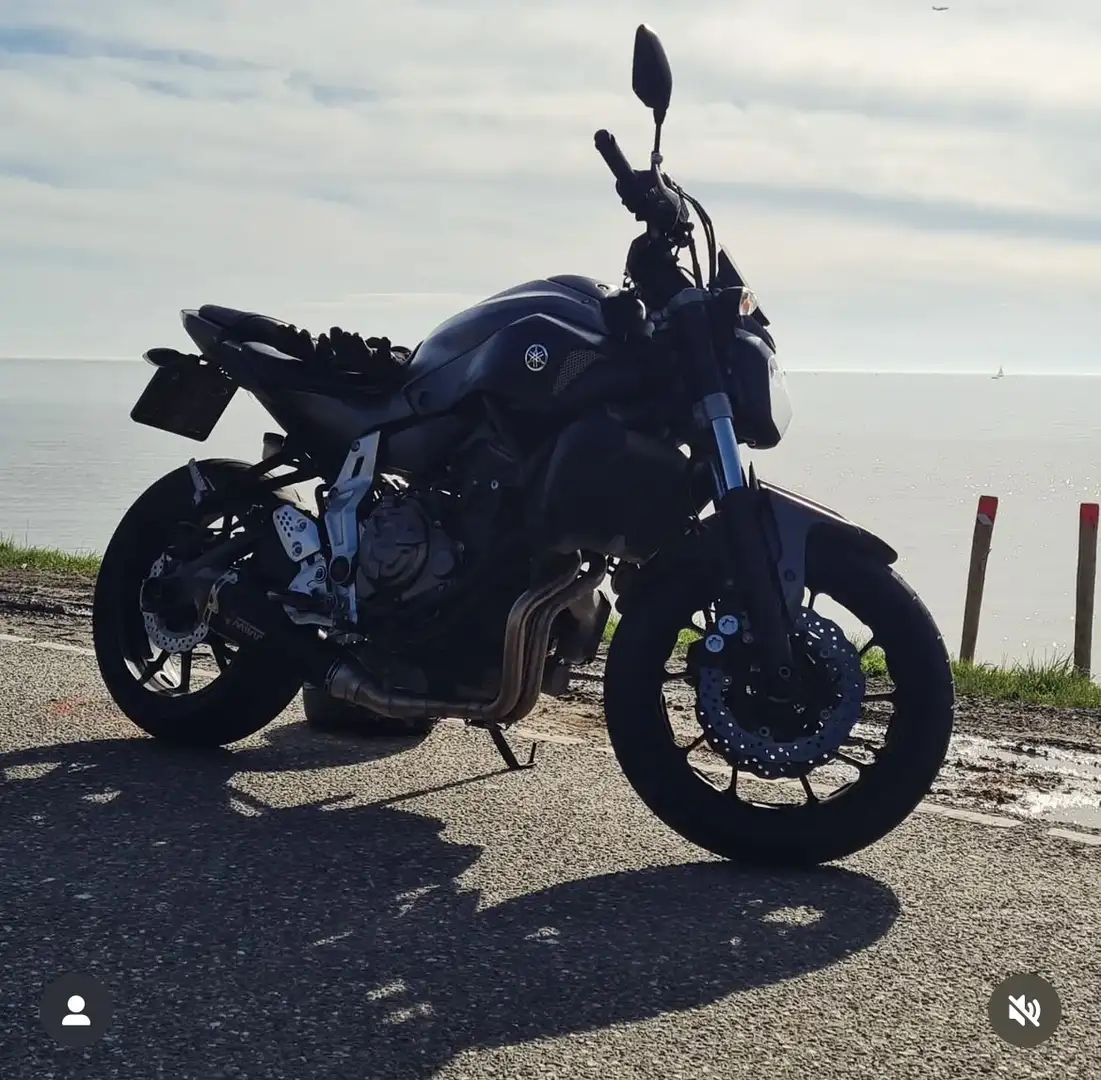 Yamaha MT-07 A2 35kw Gris - 1