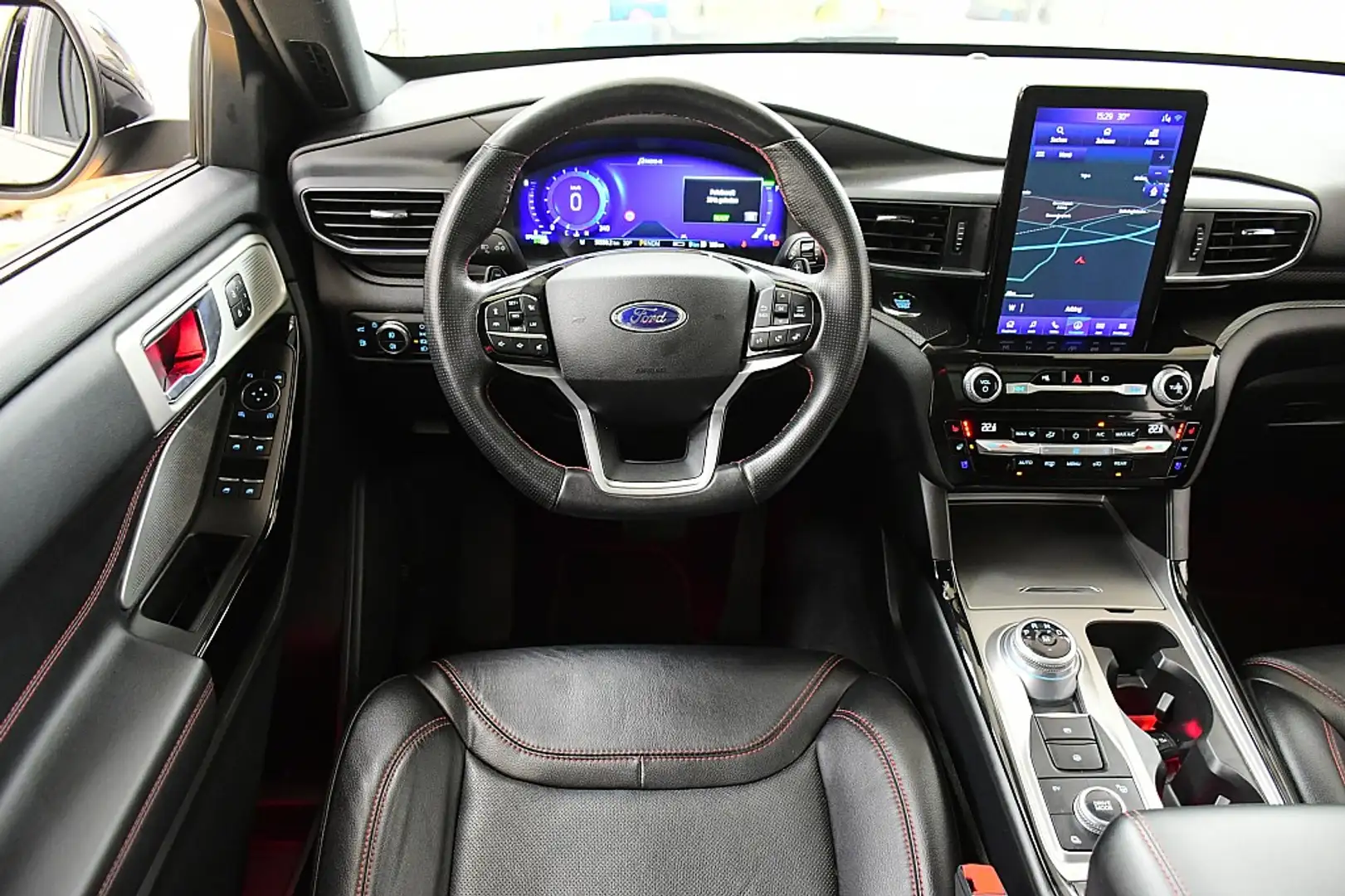 Ford Explorer 3,0 EcoBoost PHEV AWD ST-Line Aut. 7 Sitzer Серый - 2