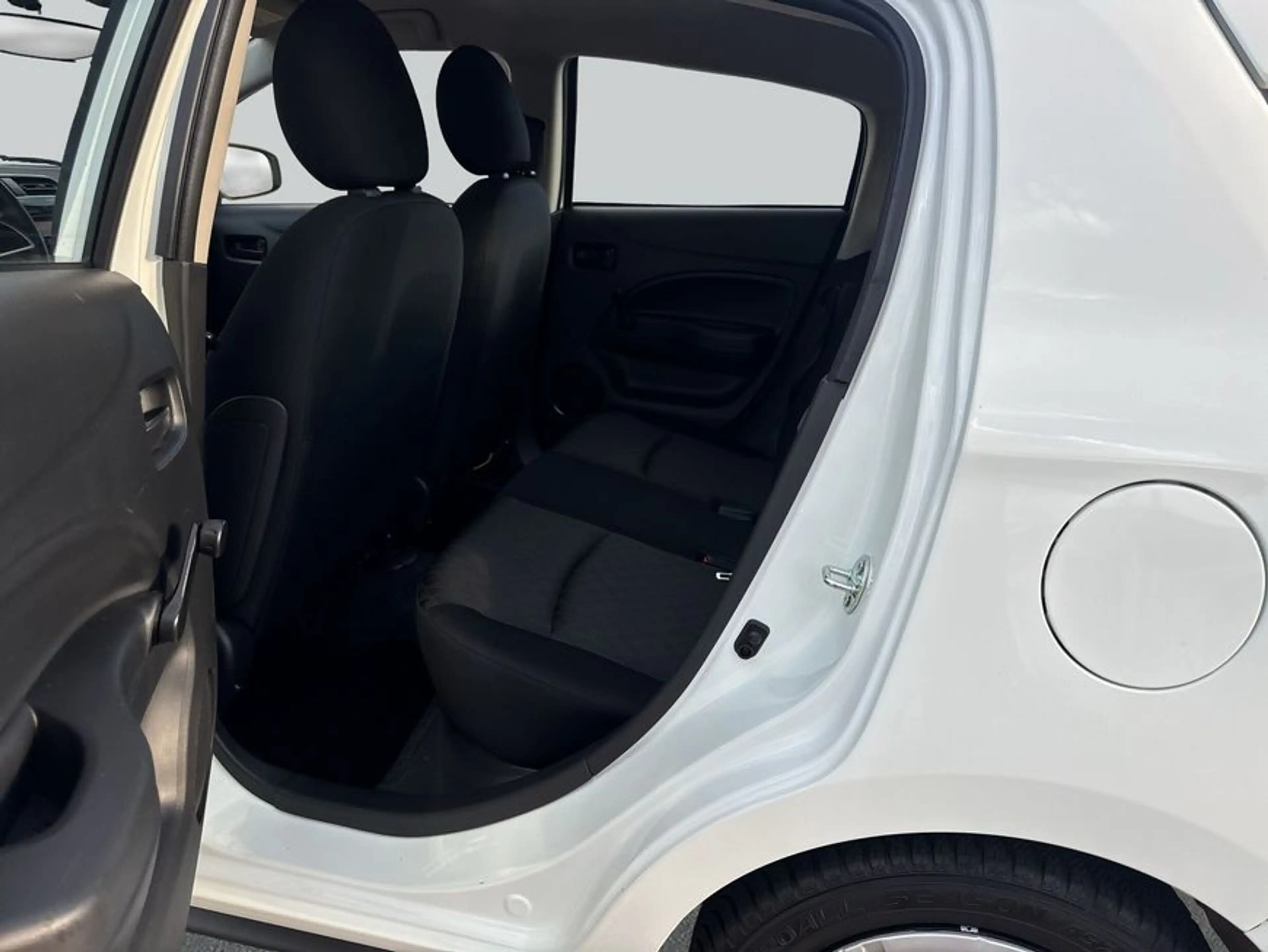 Mitsubishi Space Star 1.0 Intro Edition wenig KM*Erstbesitz — photo 11