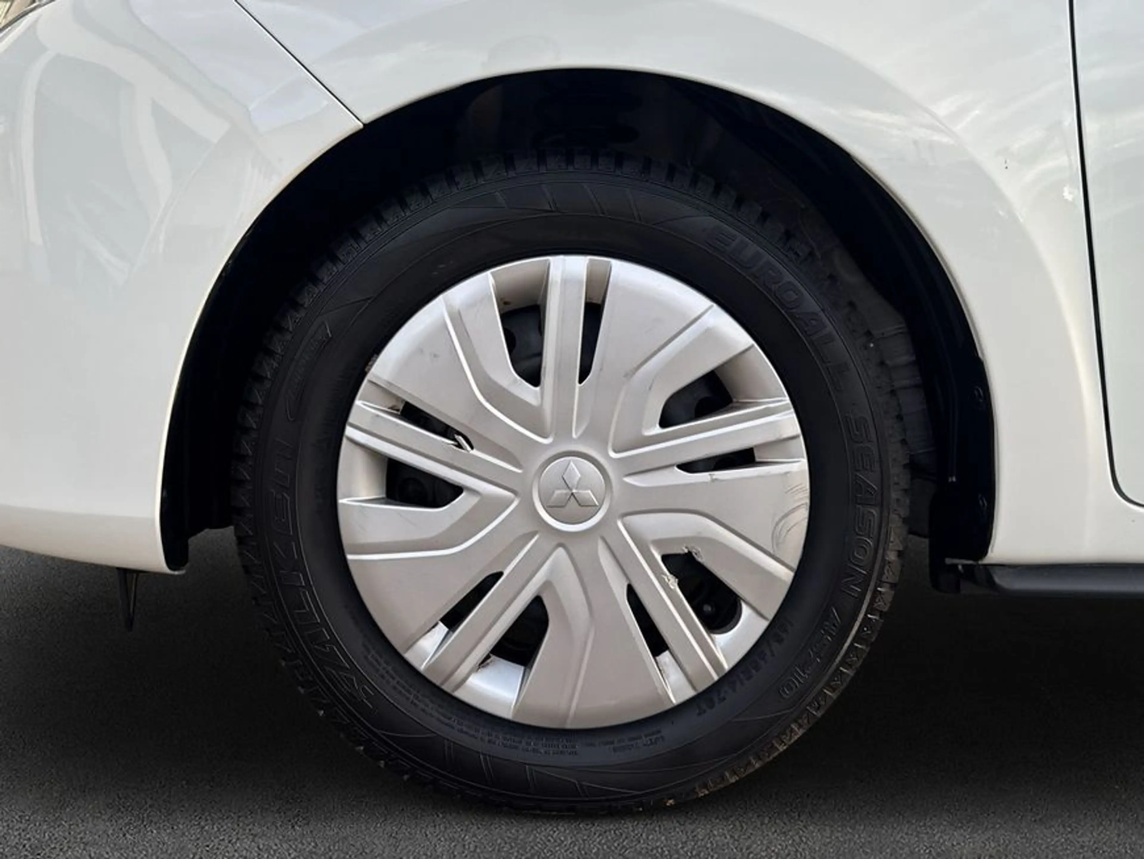 Mitsubishi Space Star 1.0 Intro Edition wenig KM*Erstbesitz — photo 7
