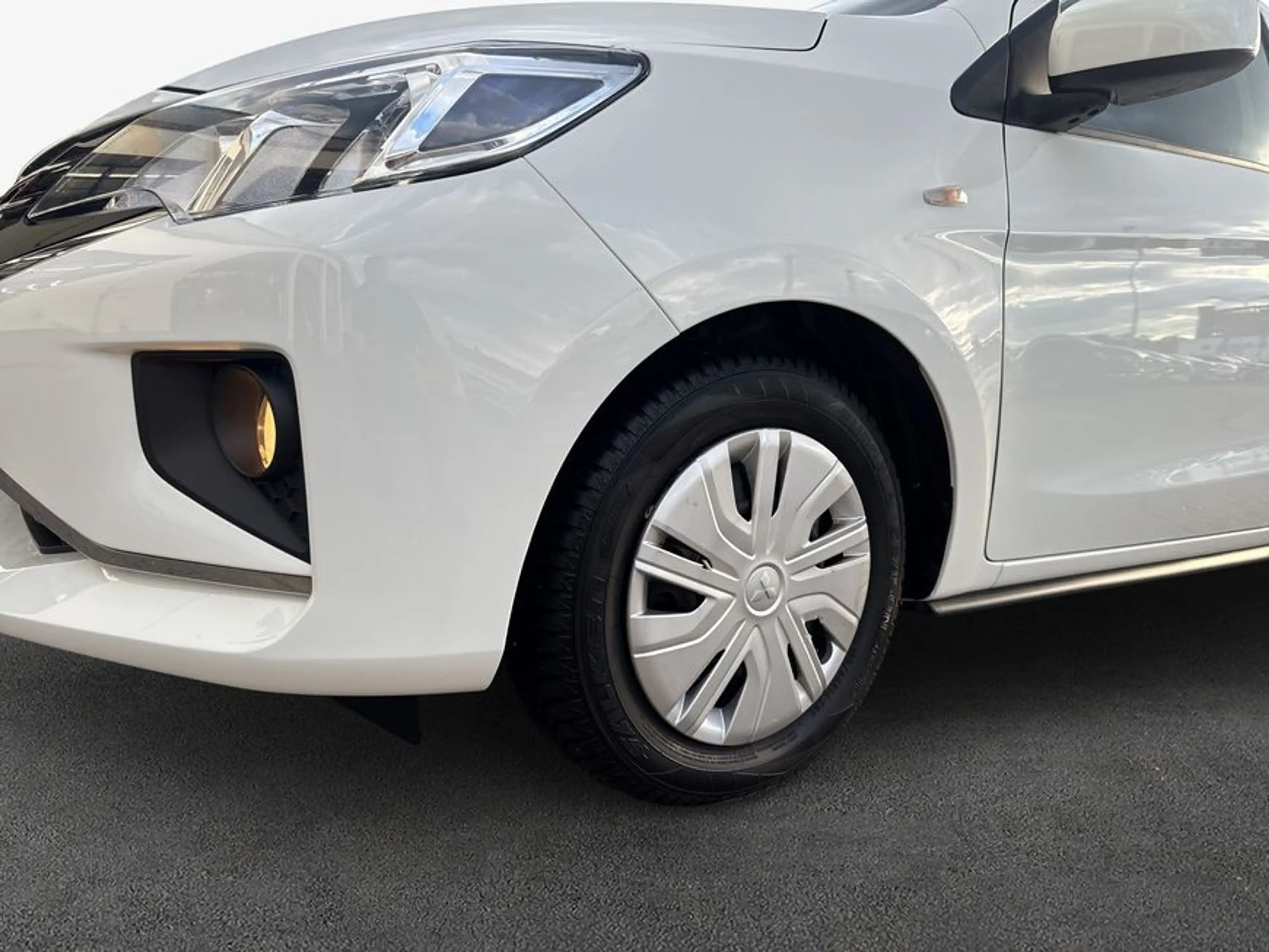 Mitsubishi Space Star 1.0 Intro Edition wenig KM*Erstbesitz — photo 6
