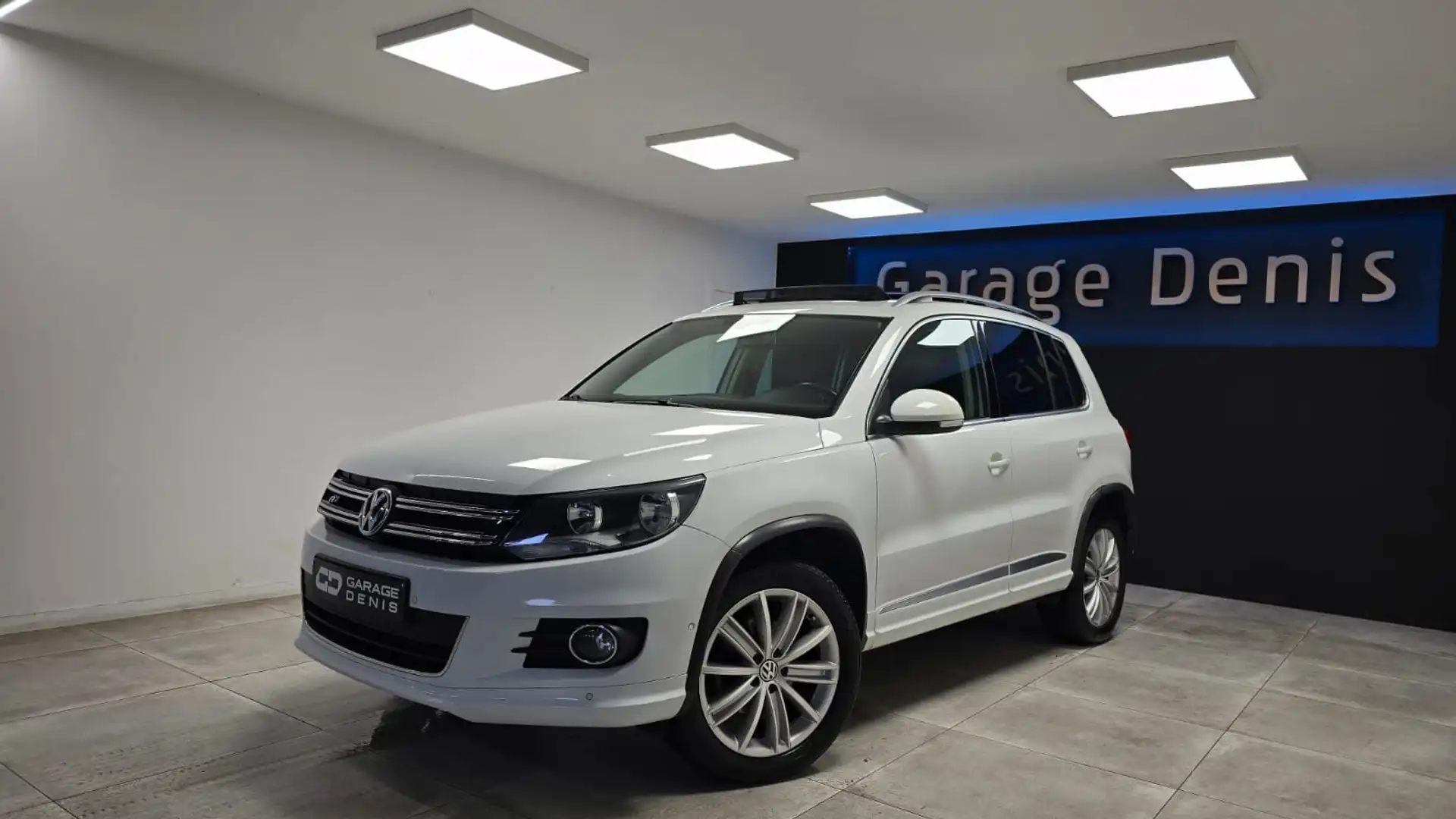 Volkswagen Tiguan 2.0 CR TDi Sport *GPS*TOIT-PANO*CUIR*GARANTIE* Blanc - 1