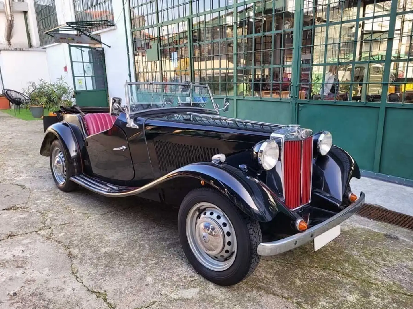 MG TD Roadster Nero - 1