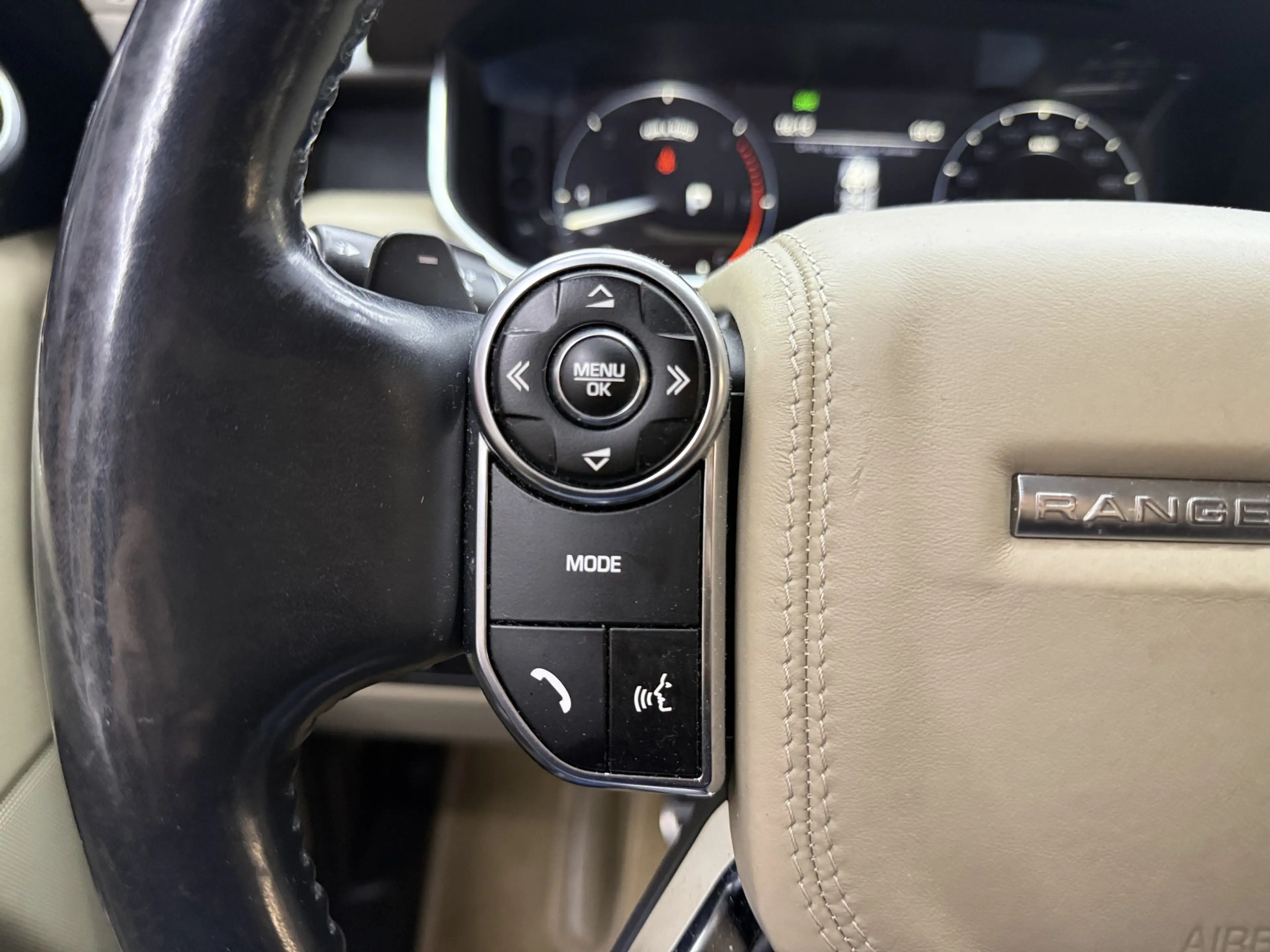 Land Rover Range Rover 3.0 TDV6 Vogue — photo 15