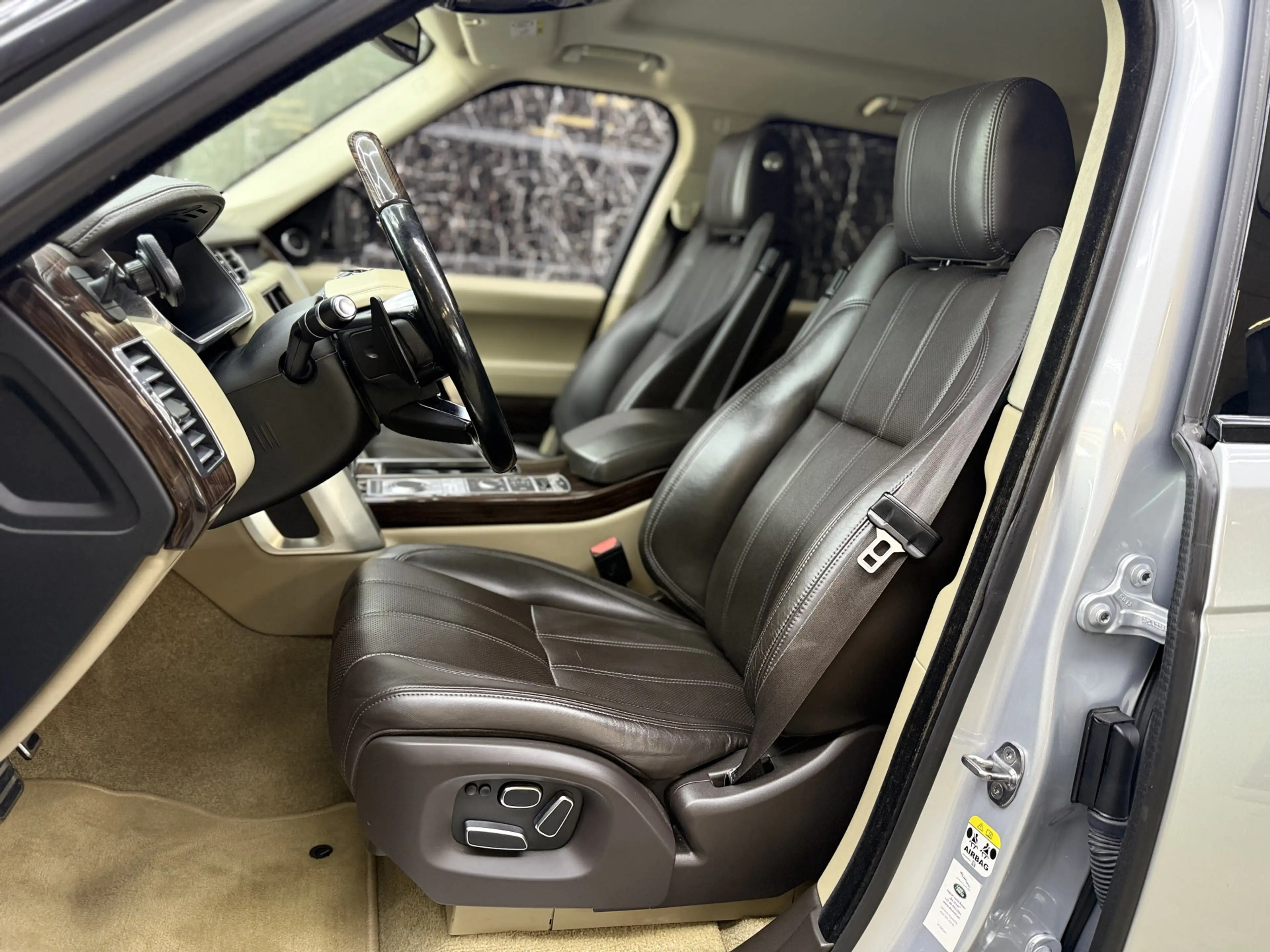 Land Rover Range Rover 3.0 TDV6 Vogue — photo 8