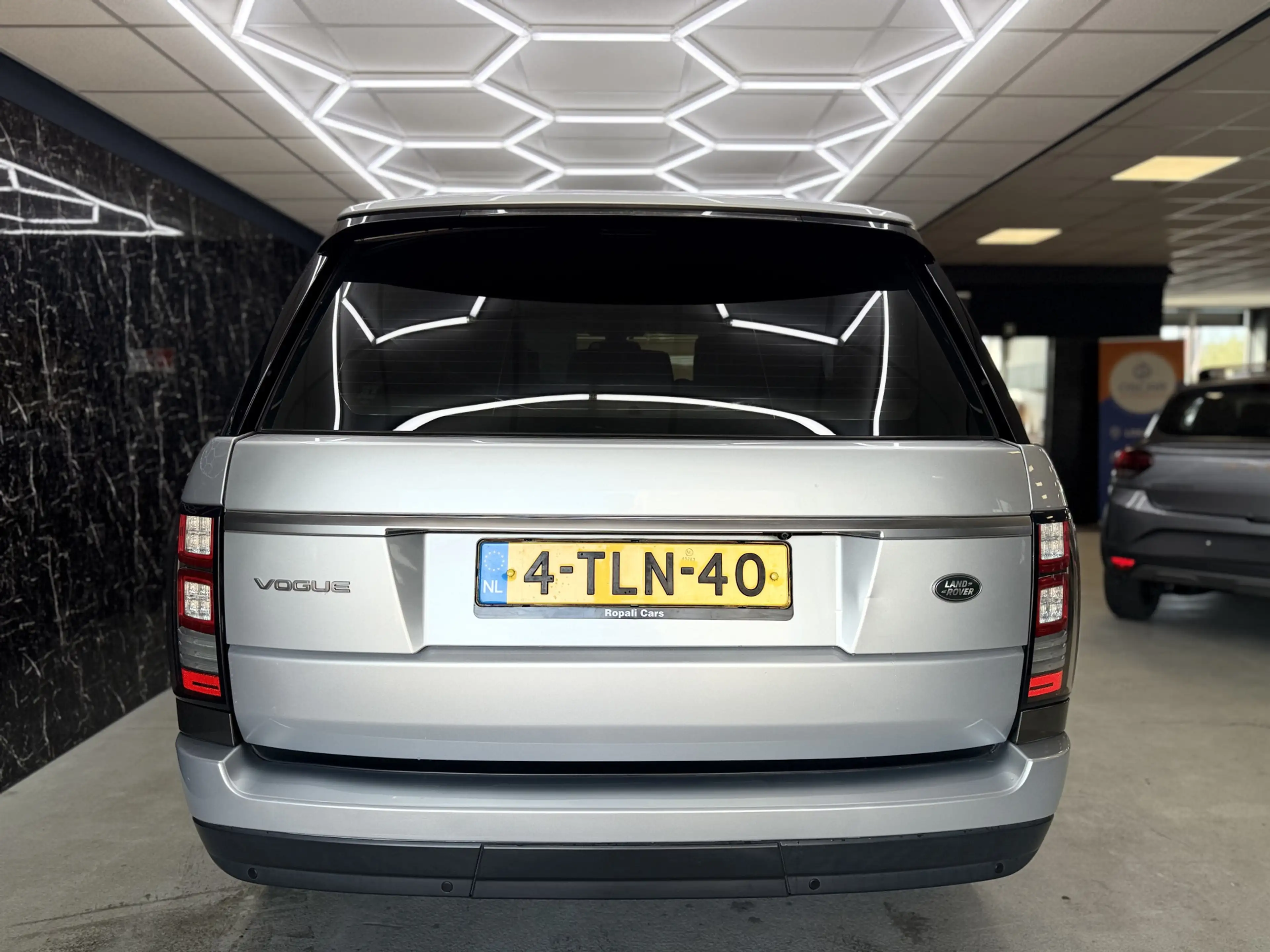 Land Rover Range Rover 3.0 TDV6 Vogue — photo 6