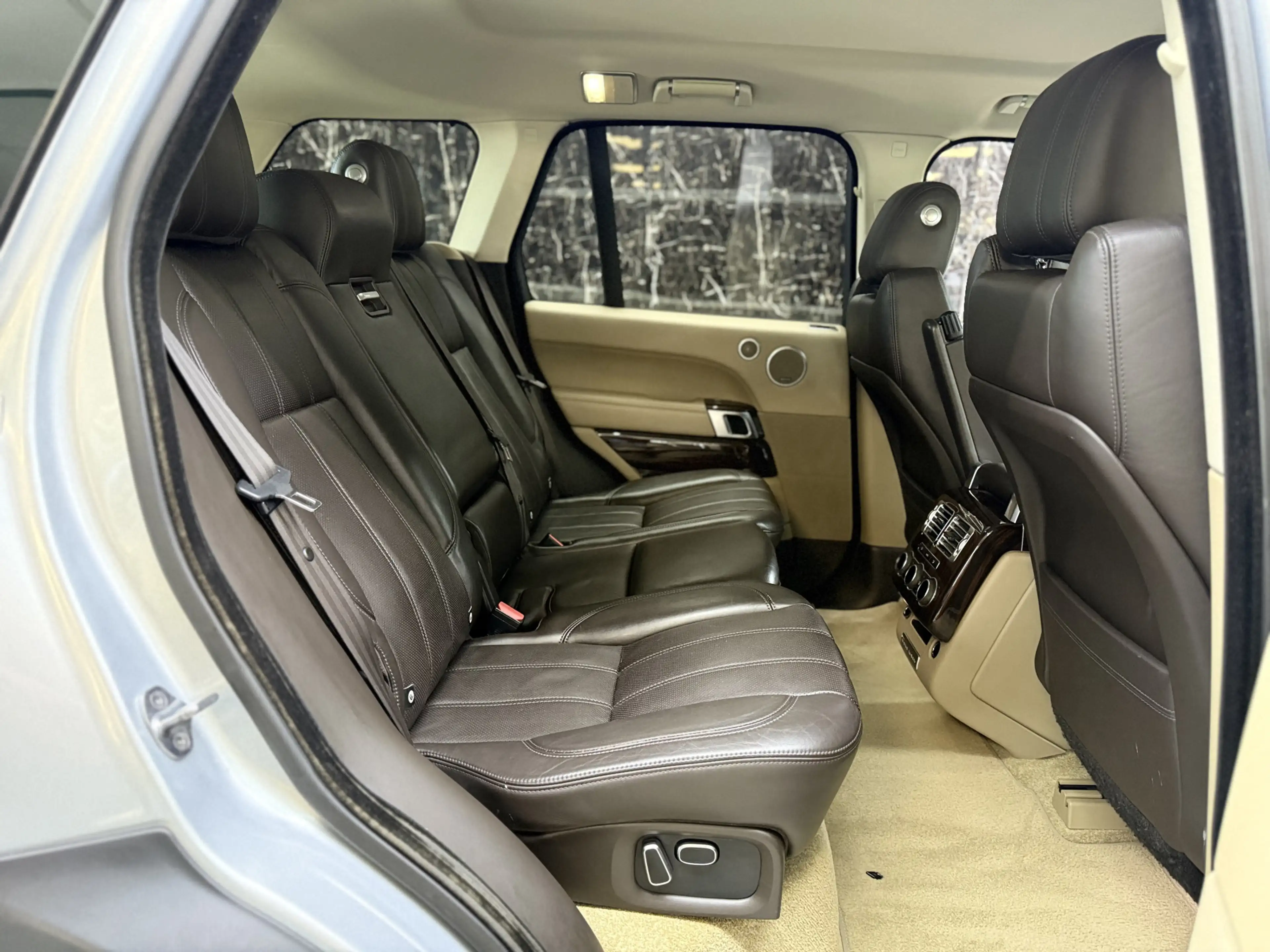Land Rover Range Rover 3.0 TDV6 Vogue — photo 12