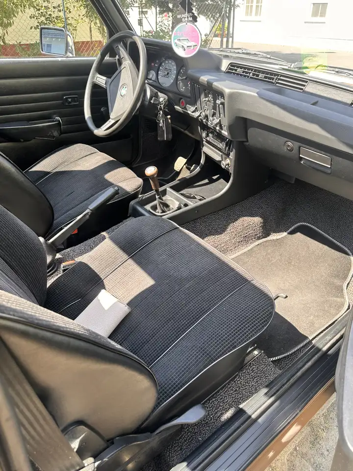 BMW 320 E21 Baur, foto 9