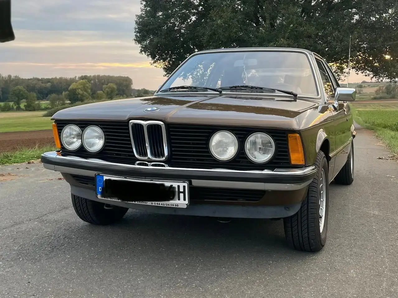 BMW 320 E21 Baur, foto 2