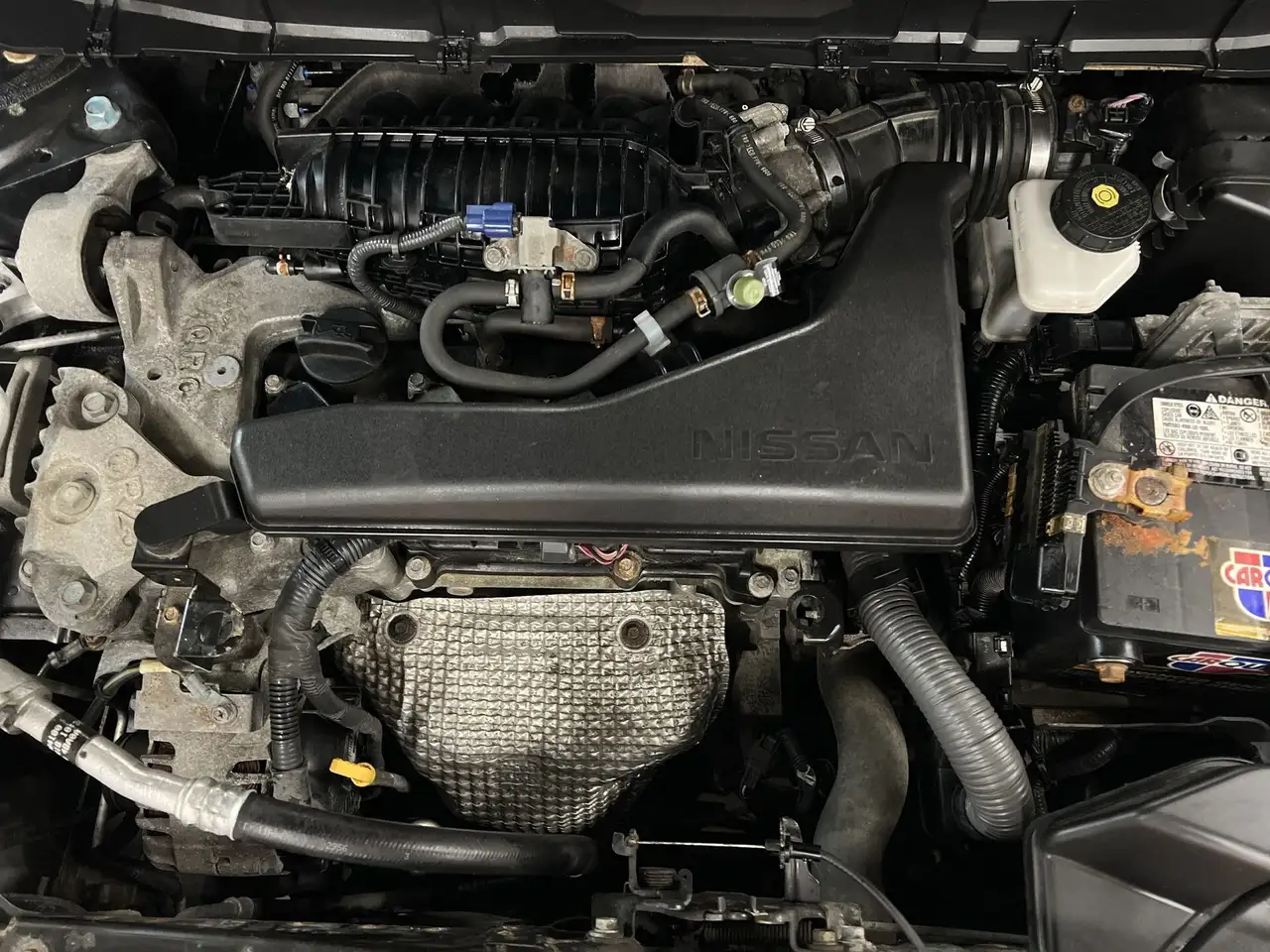 Nissan Rogue снимка Nissan Rogue