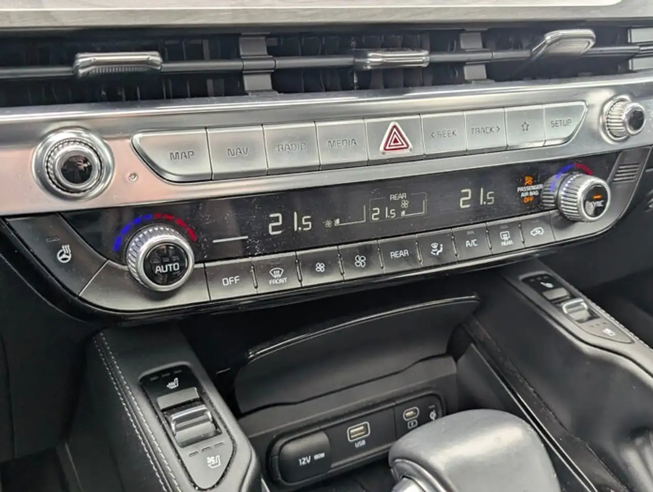 Kia Telluride снимка Kia Telluride