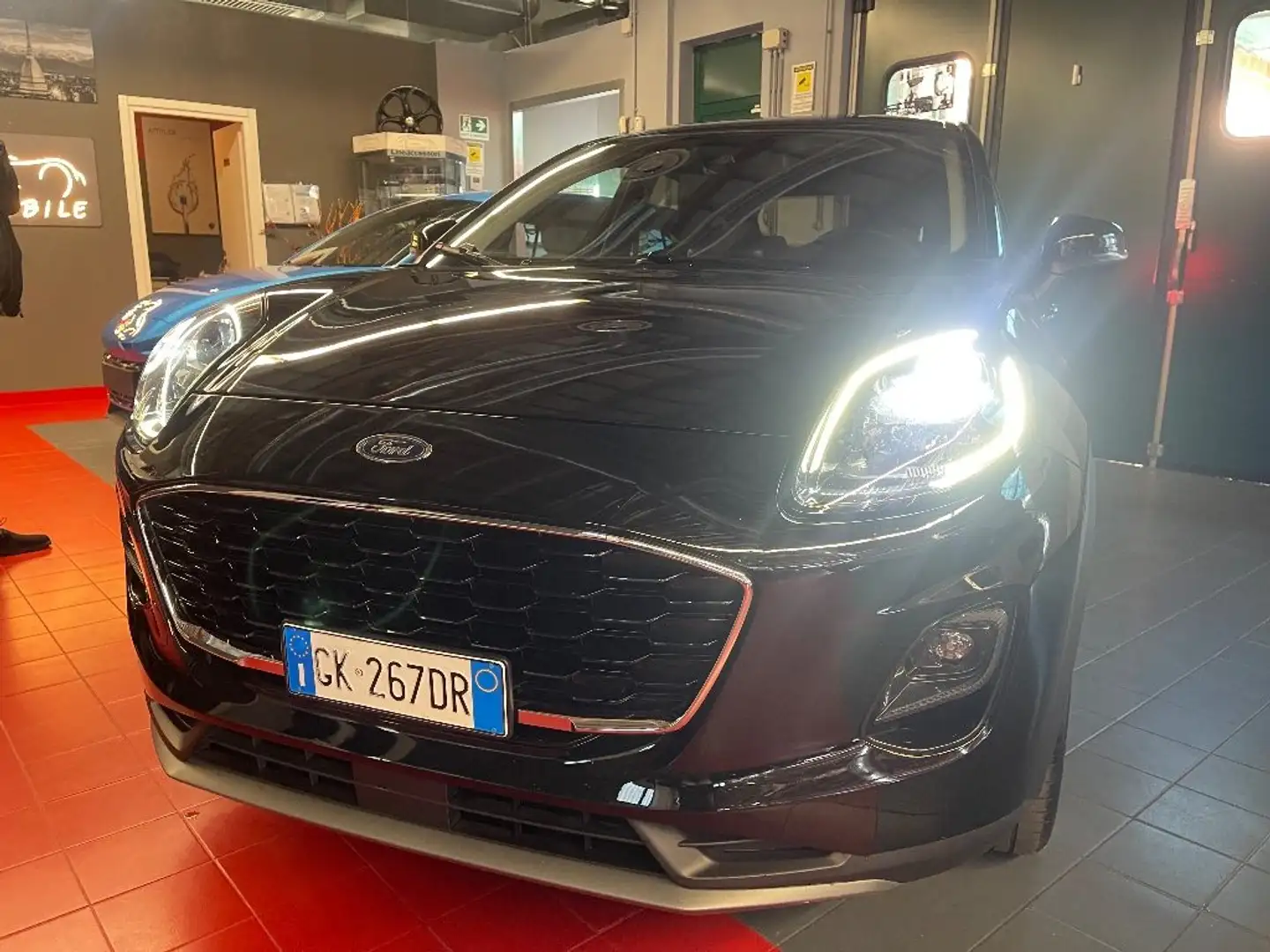 Ford Puma 1.0 EcoBoost Hybrid 125 CV S&S aut. Titanium Desig Nero - 1