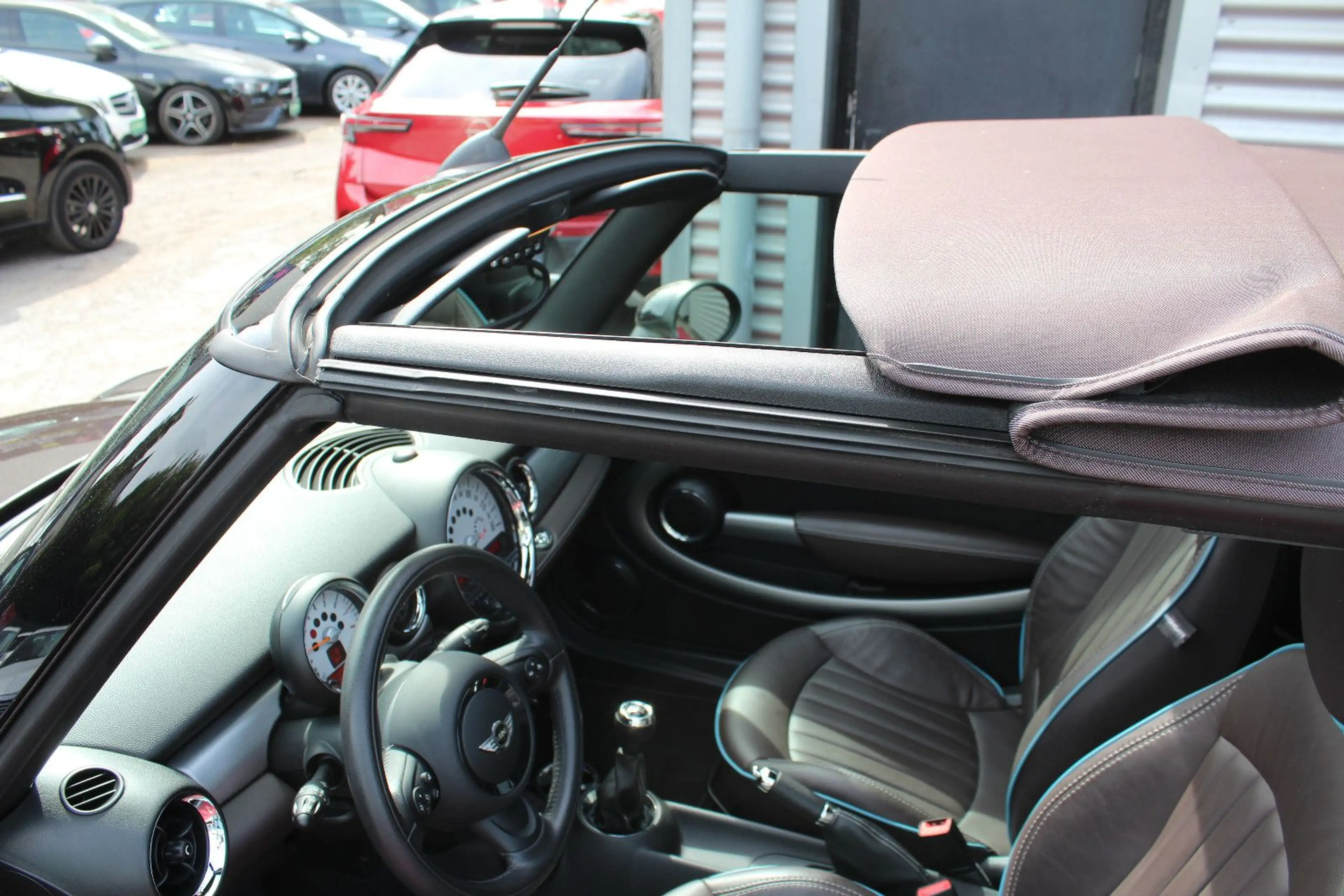 MINI Cooper Cabrio HIGHGATE LEDER BRAUN KLIMA 1.Hd — photo 12