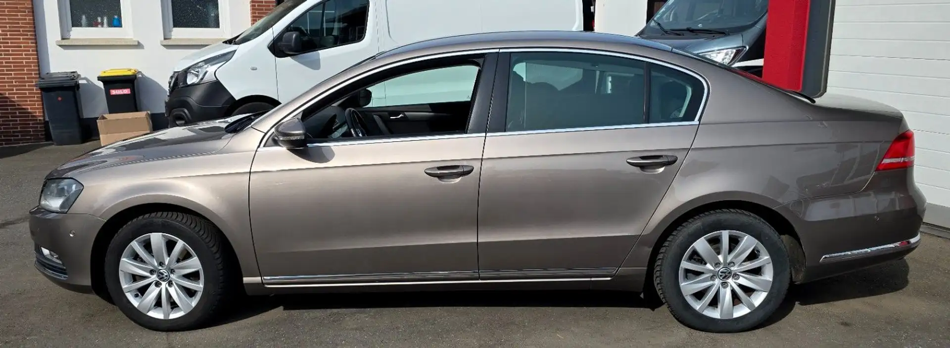Volkswagen Passat Comfortline BlueMotion Navi/Pdc Brun - 2