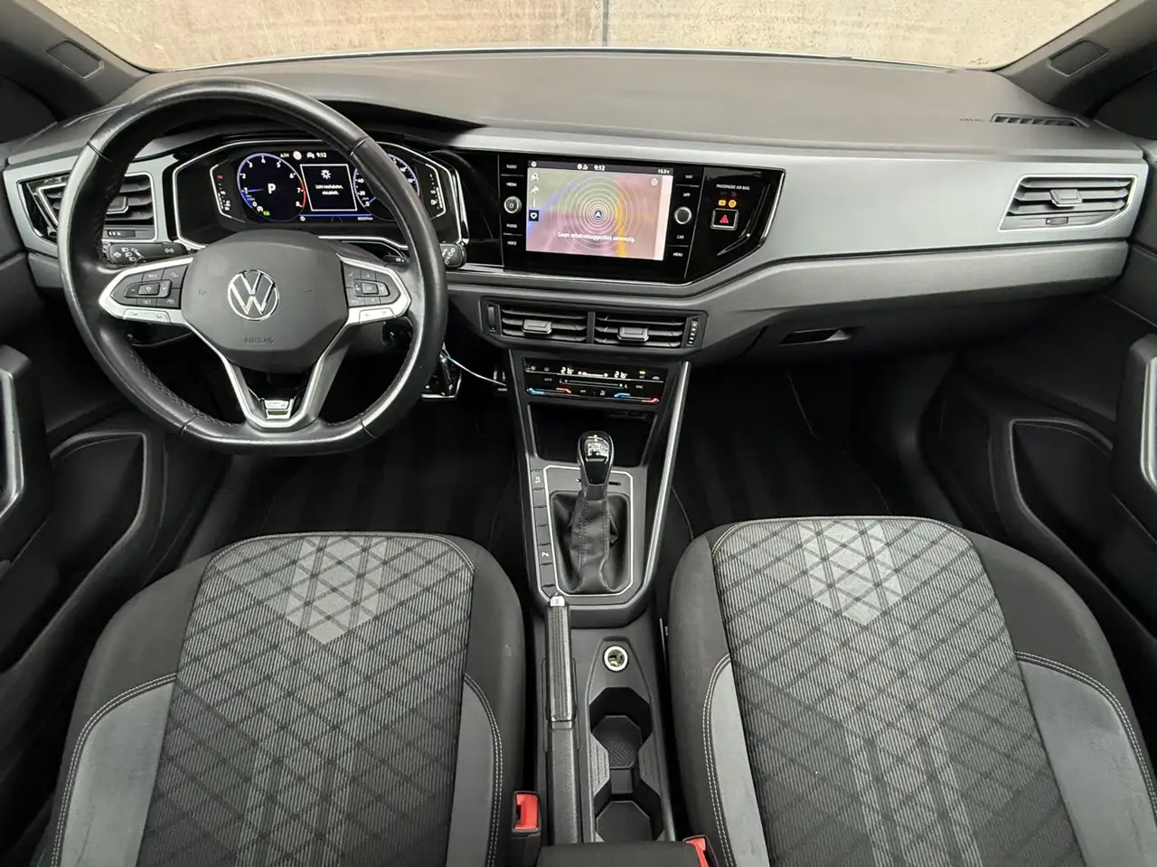 Volkswagen Taigo 1.0 TSI R-Line Panoram dak I.Q Light CarPlay, миниатюра 6