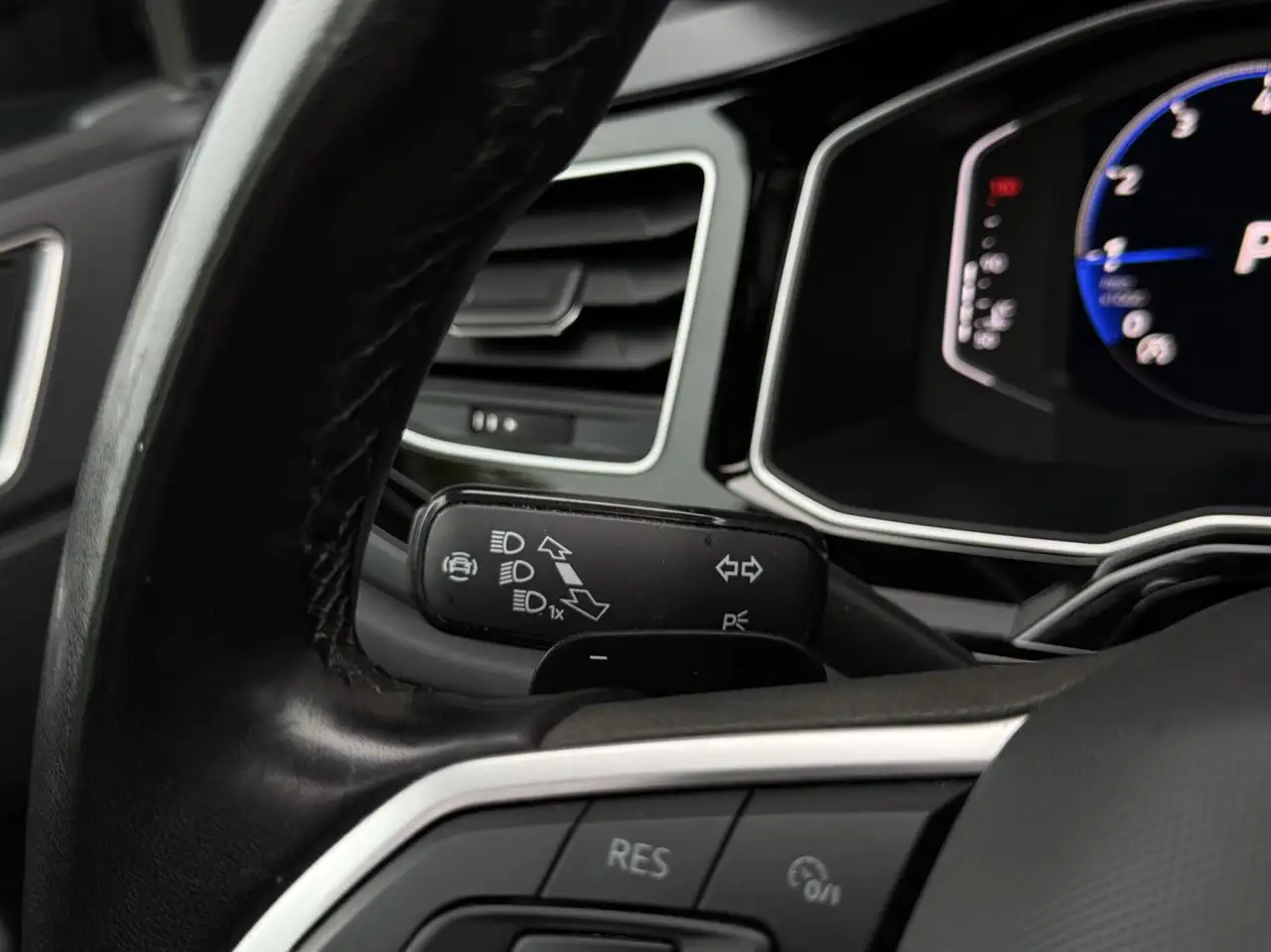 Volkswagen Taigo 1.0 TSI R-Line Panoram dak I.Q Light CarPlay, миниатюра 24