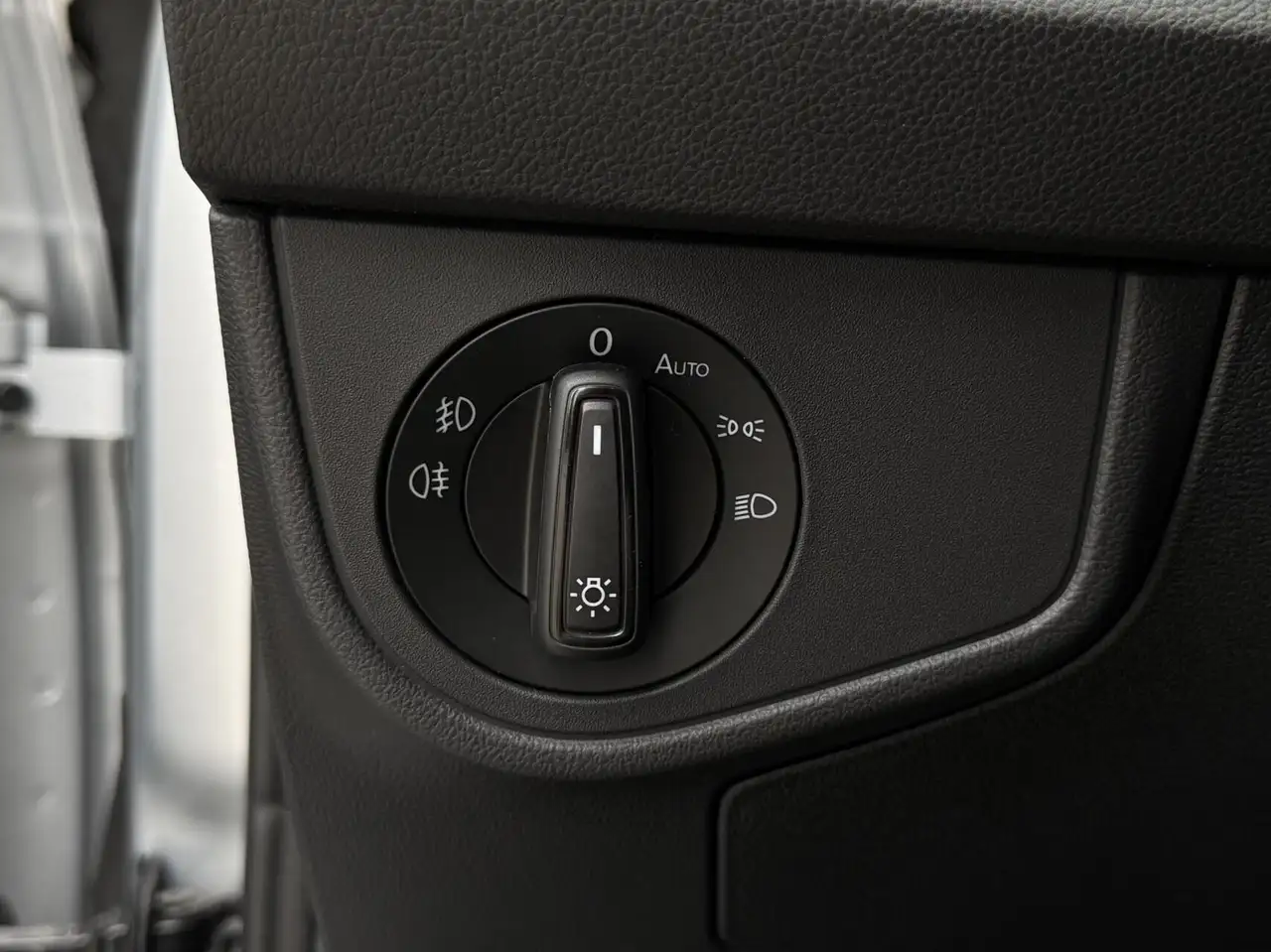 Volkswagen Taigo 1.0 TSI R-Line Panoram dak I.Q Light CarPlay, миниатюра 25
