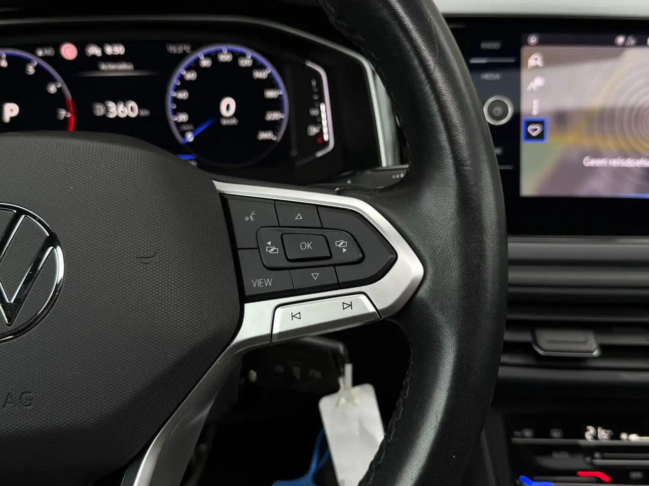 Volkswagen Taigo 1.0 TSI R-Line Panoram dak I.Q Light CarPlay, миниатюра 18