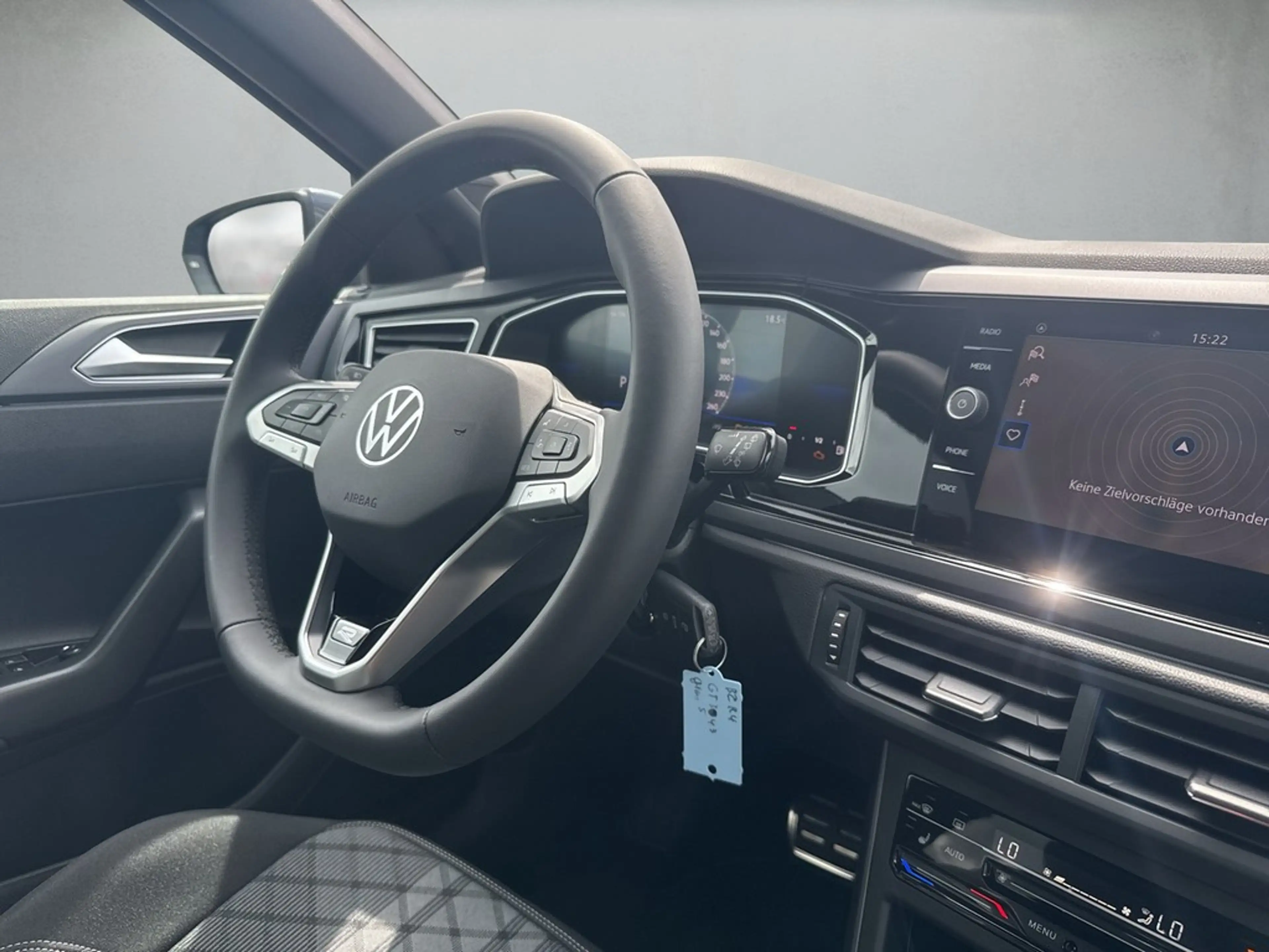 Volkswagen Polo R-Line 1,0 l TSI 85 kW (116 PS) 7-Gang-Doppelku... — photo 7