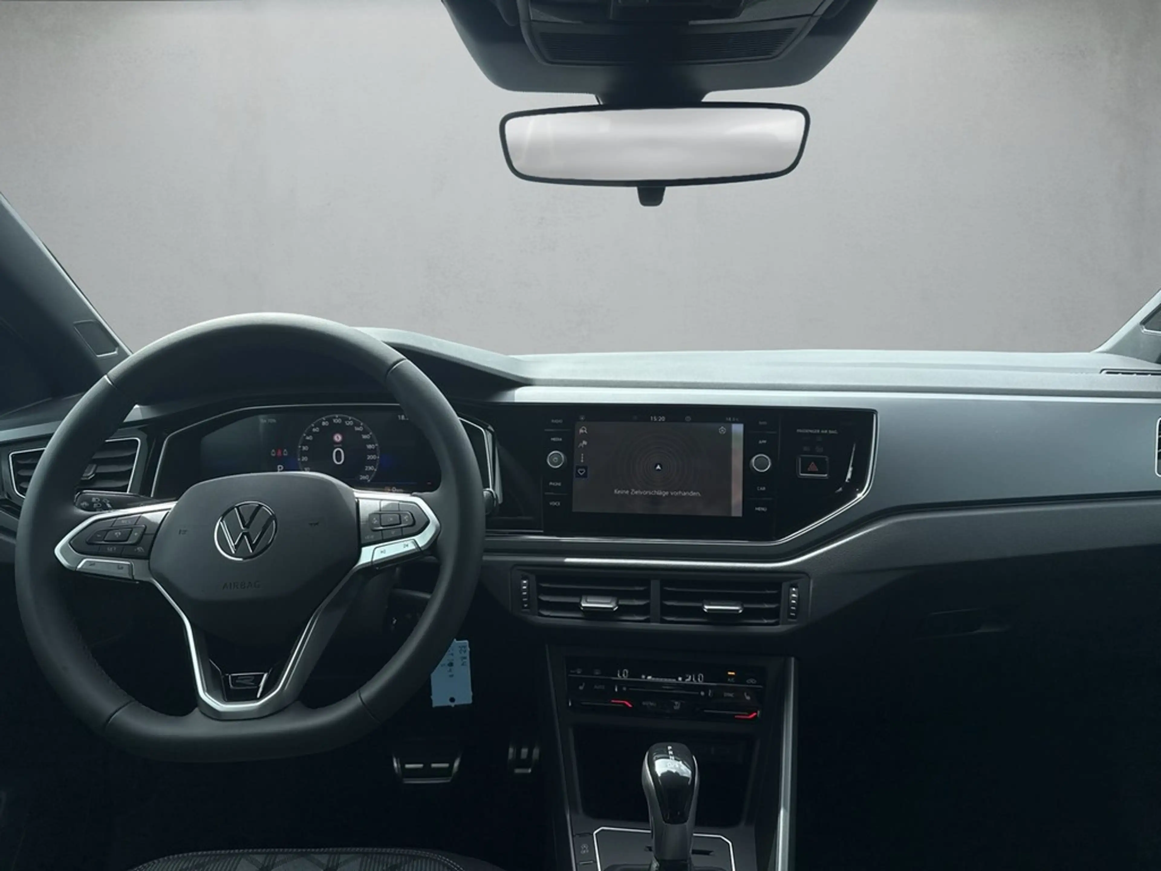 Volkswagen Polo R-Line 1,0 l TSI 85 kW (116 PS) 7-Gang-Doppelku... — photo 8