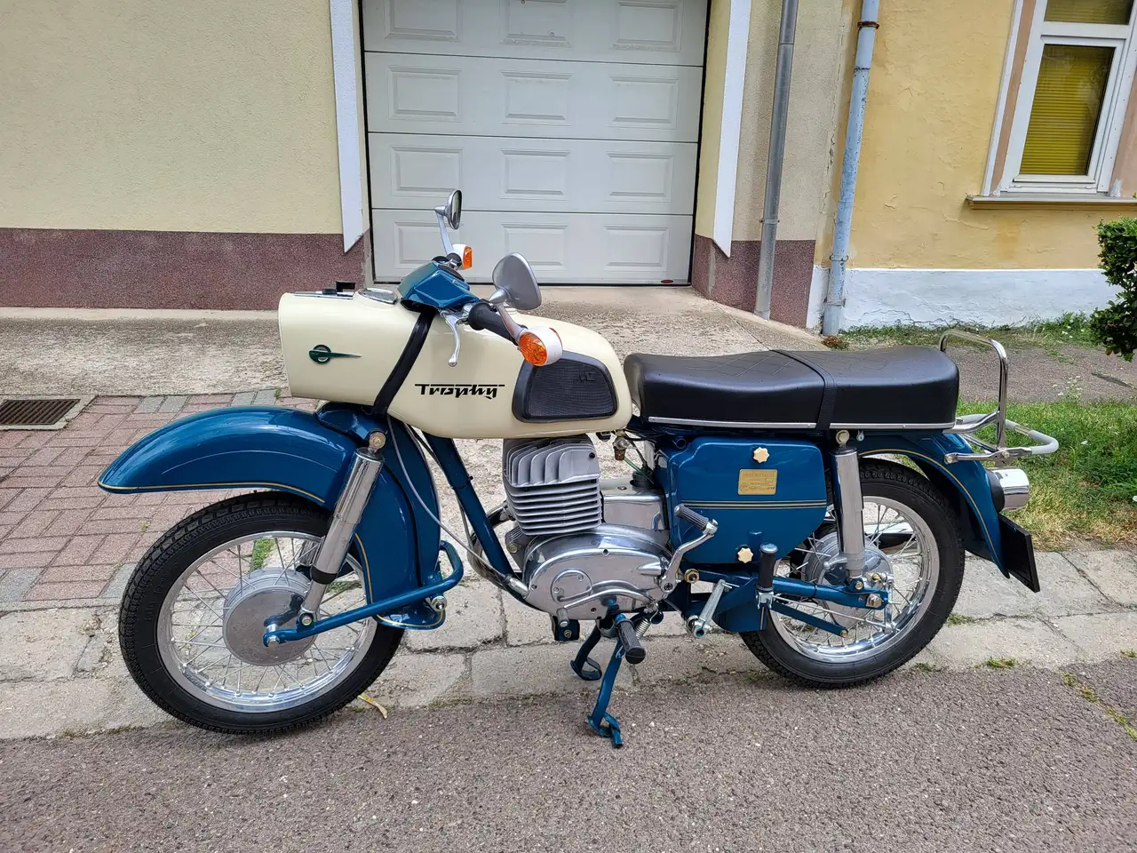 Mz ES 250