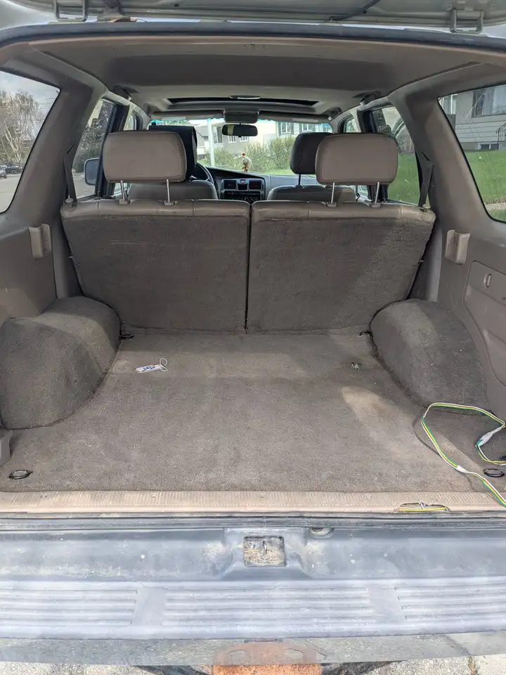 Toyota 4-Runner снимка Toyota 4-Runner