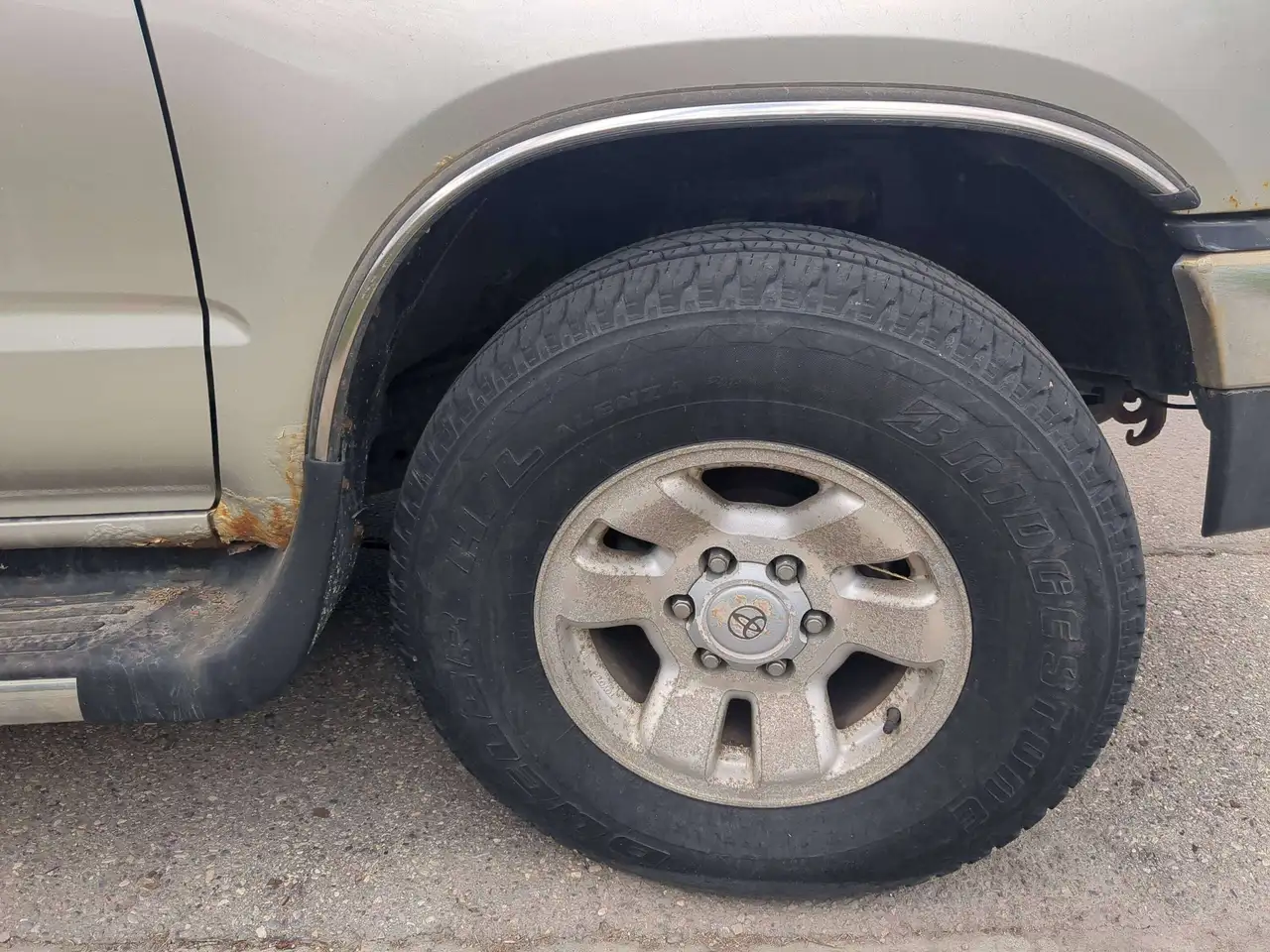Toyota 4-Runner снимка Toyota 4-Runner