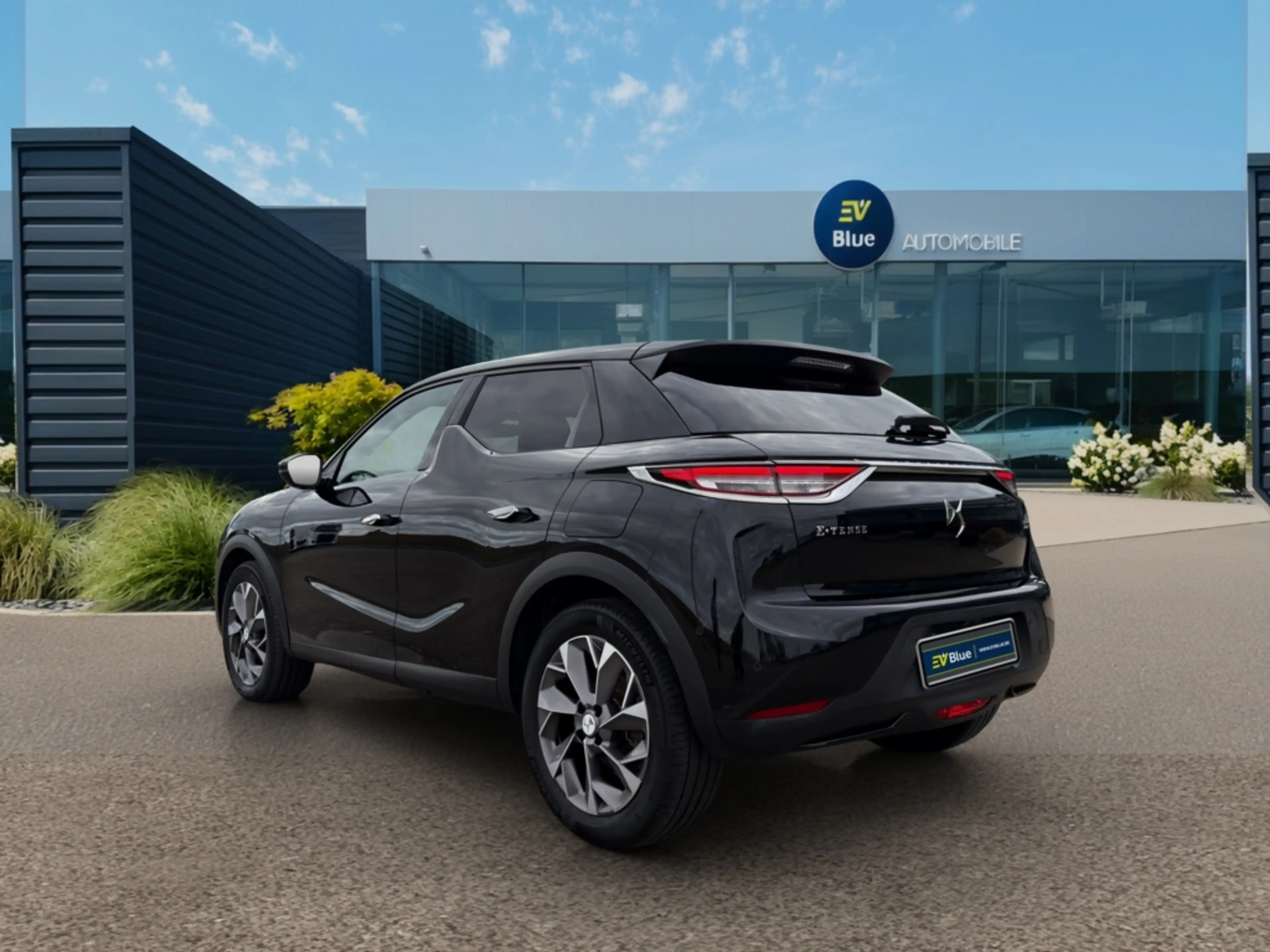 DS Automobiles DS 3 Crossback E-Tense Rivoli 50 kWh SOH 99% — photo 4