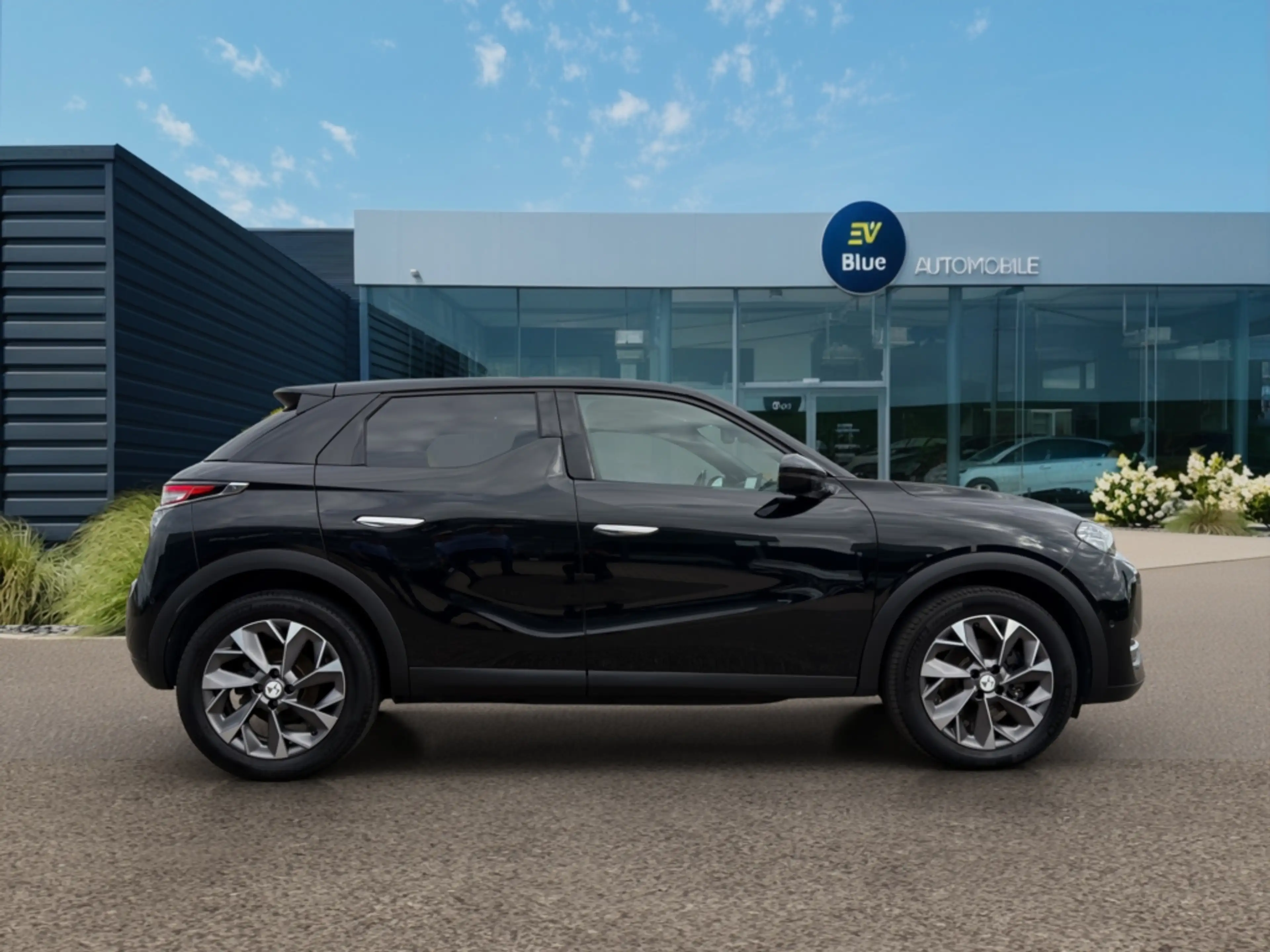 DS Automobiles DS 3 Crossback E-Tense Rivoli 50 kWh SOH 99% — photo 7