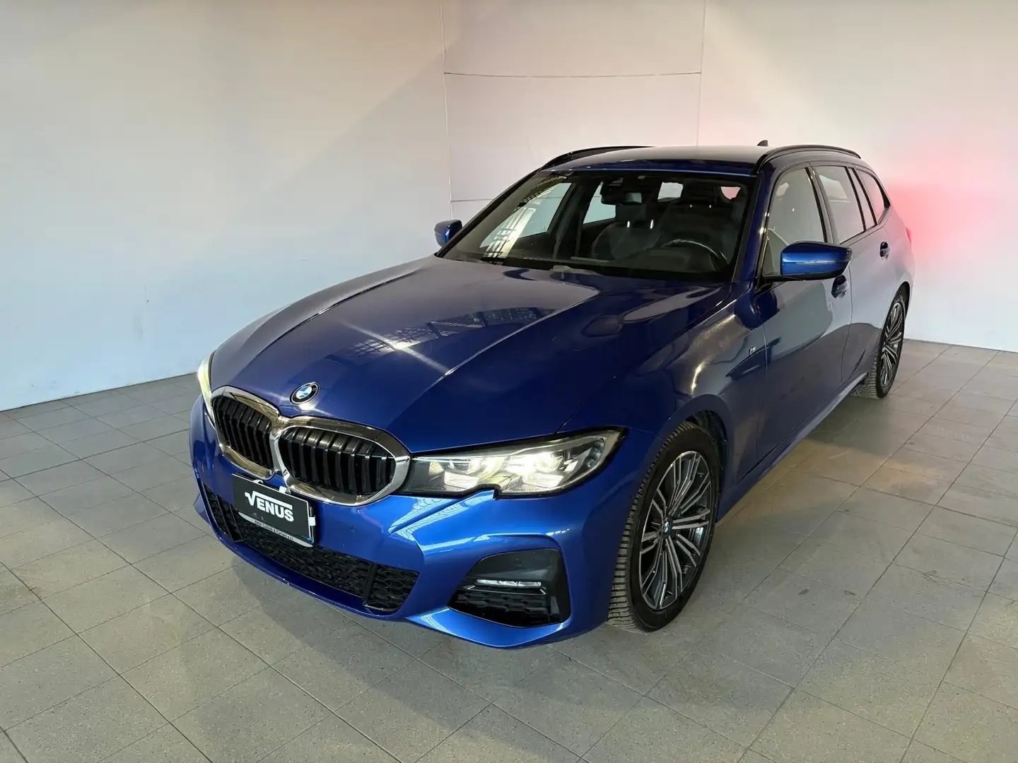 BMW 320 320d 48V xDrive Touring Msport Blu/Azzurro - 2