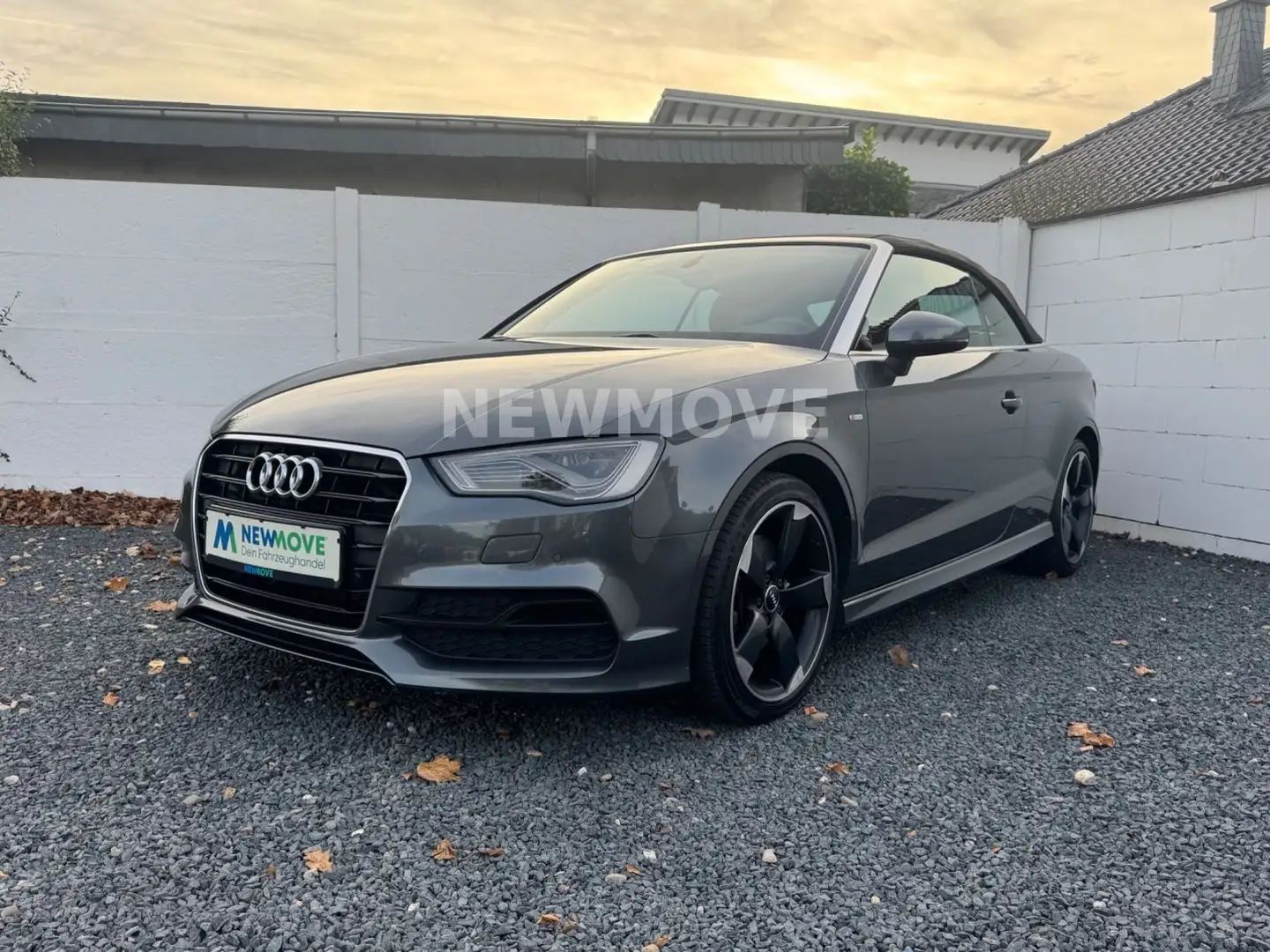Audi A3 Cabrio S line Sport SHZ Rotor Navi S Tronic Grau - 2