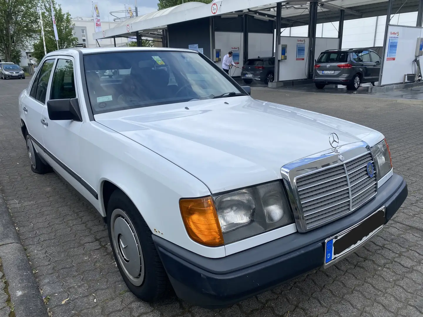 Mercedes-Benz E 230 E-Klasse Weiß - 2