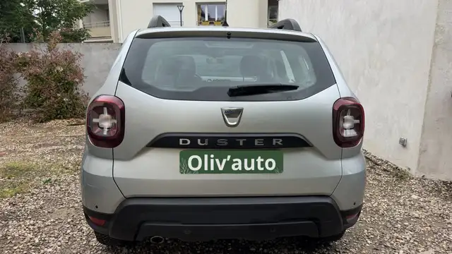 Dacia Duster view 6