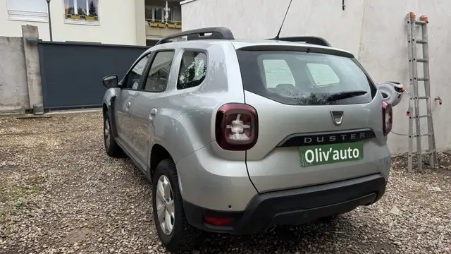 Dacia Duster view 5
