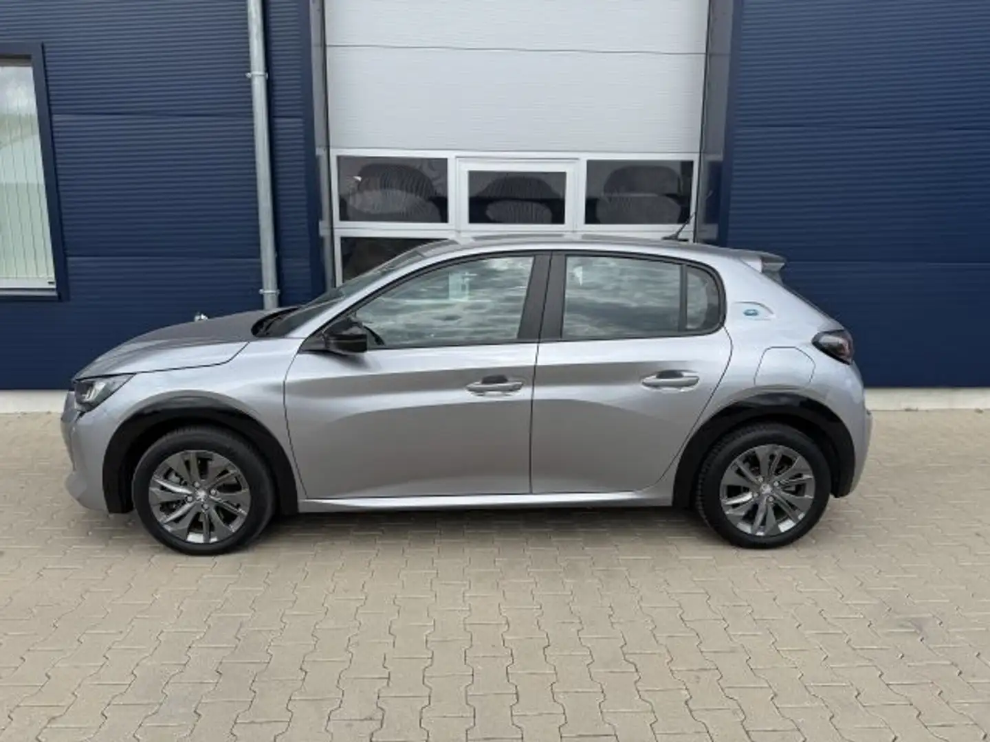 Peugeot 208 Elektromotor 136 Active Pack Grijs - 2