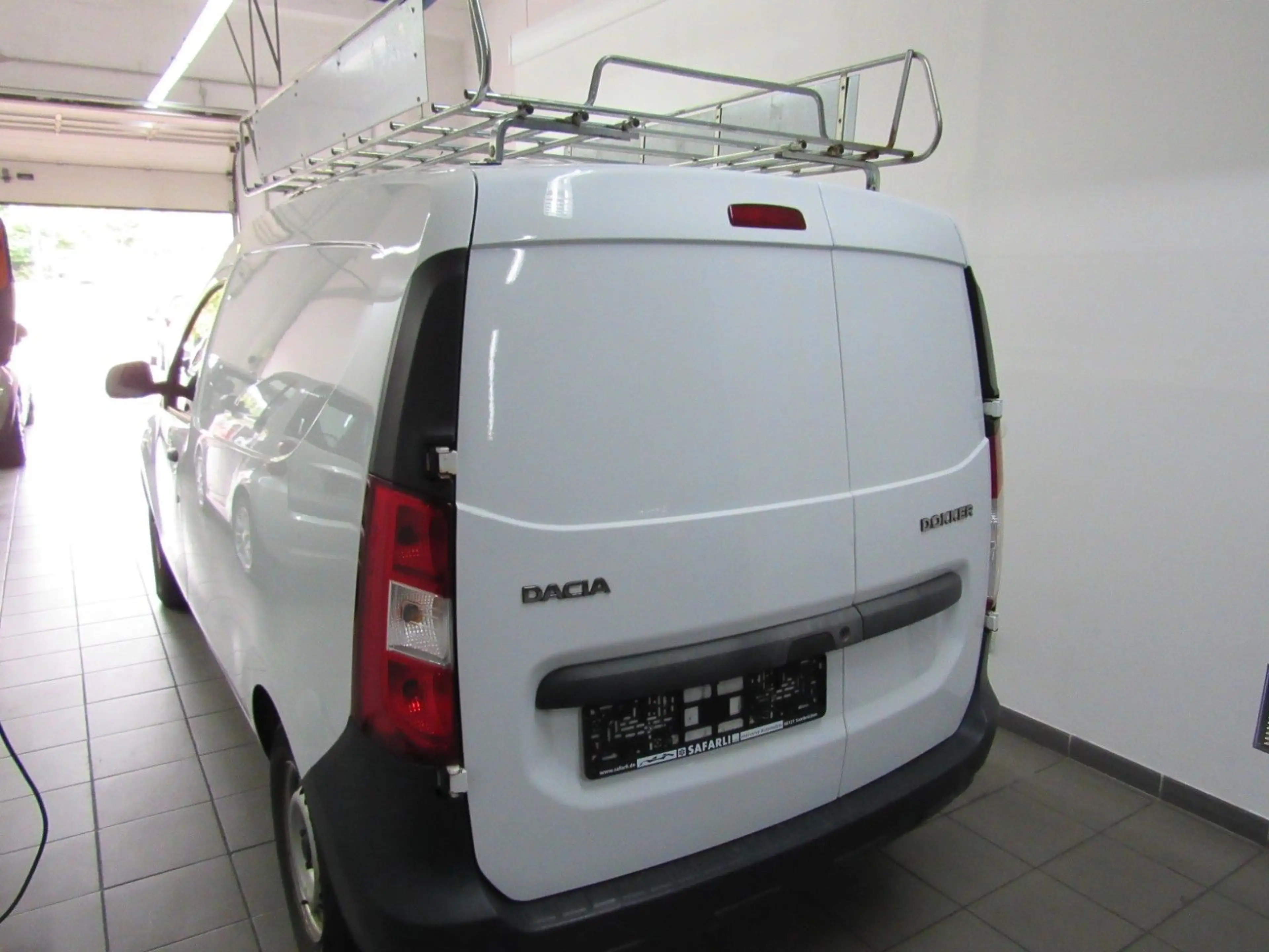 Dacia Dokker Express 1.Hand Kasten Dachgepäckträger+++ — photo 4