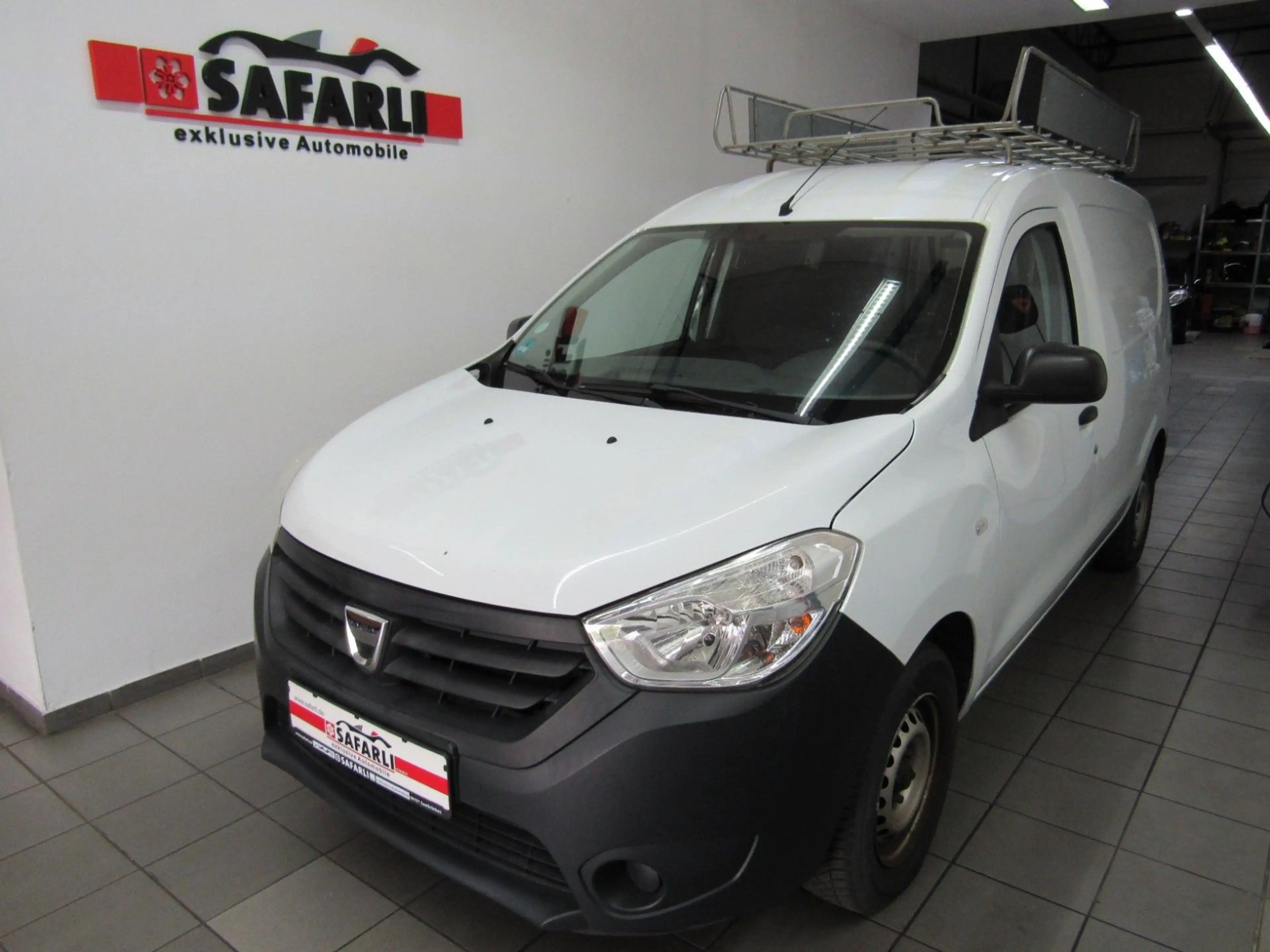Dacia Dokker Express 1.Hand Kasten Dachgepäckträger+++