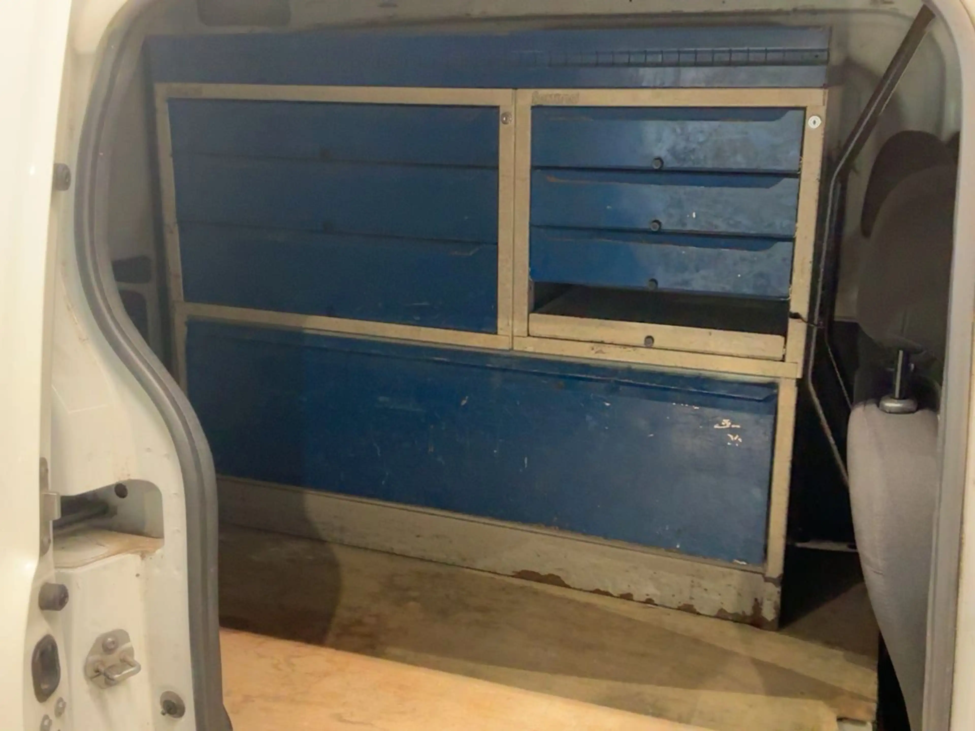 Dacia Dokker Express 1.Hand Kasten Dachgepäckträger+++ — photo 7