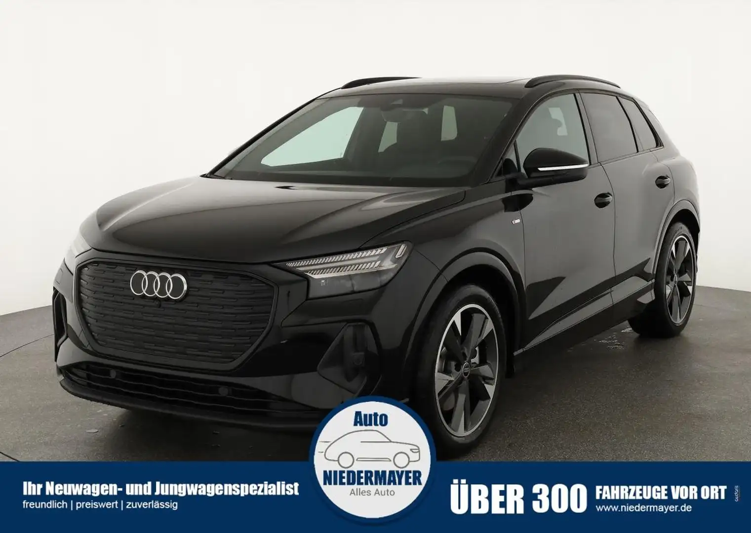 Audi Q4 e-tron Q4 45 e-tron quattro S-LINE, Pano, AHK, 20-Zoll, M Negru - 1