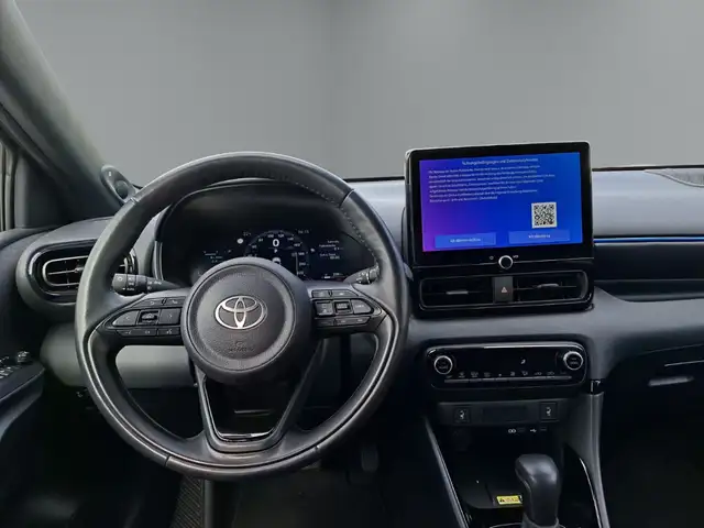 Toyota Yaris view 13