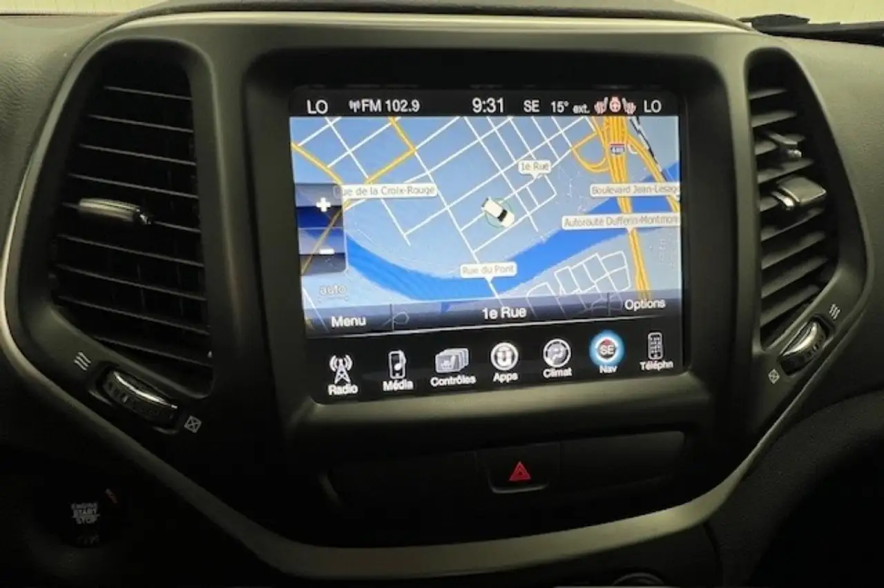 Jeep Cherokee photo Jeep Cherokee