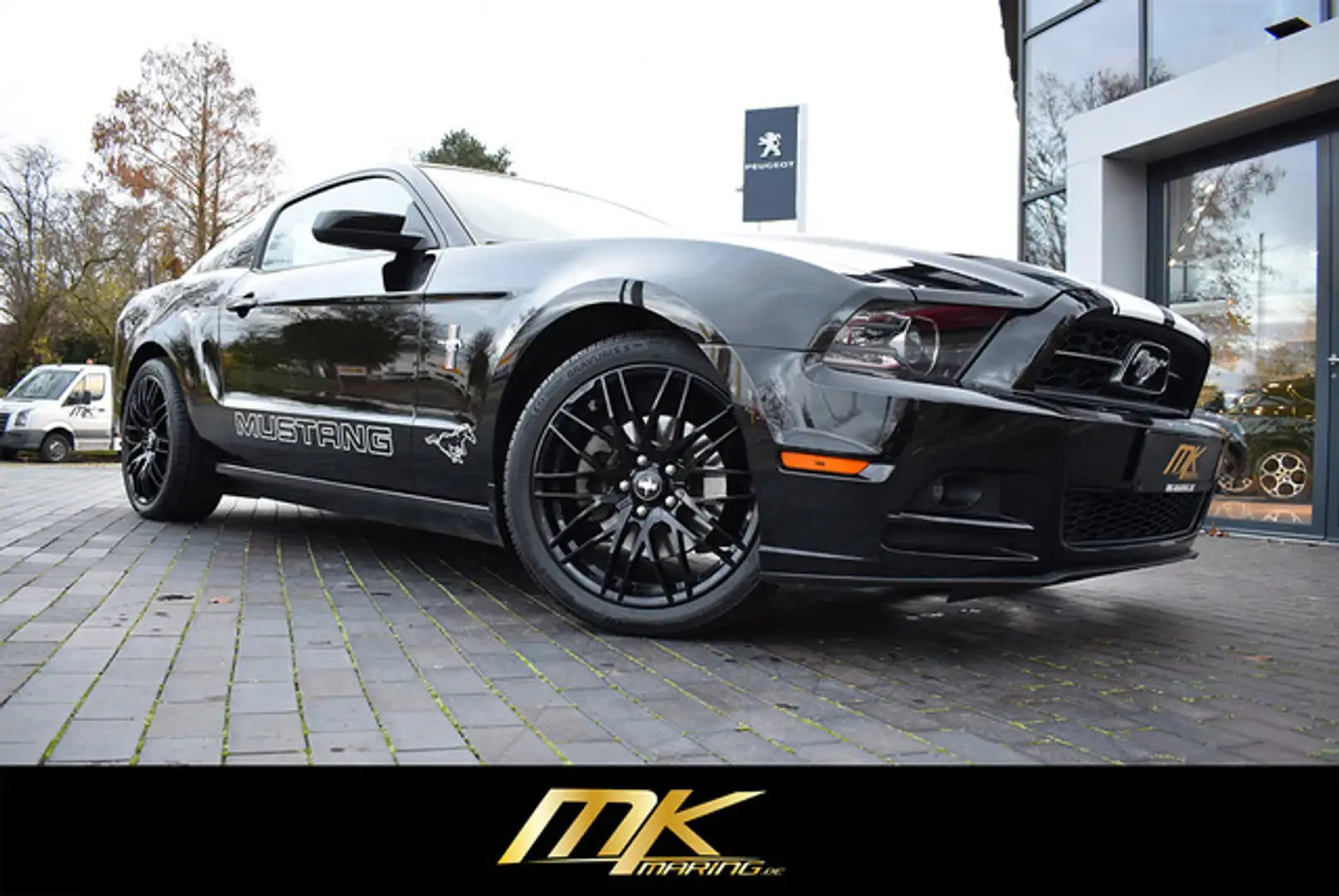 Ford Mustang Coupé 3.7L V6 227 kW*KLIMA*ALU*LEDER* Basis Negro - 2