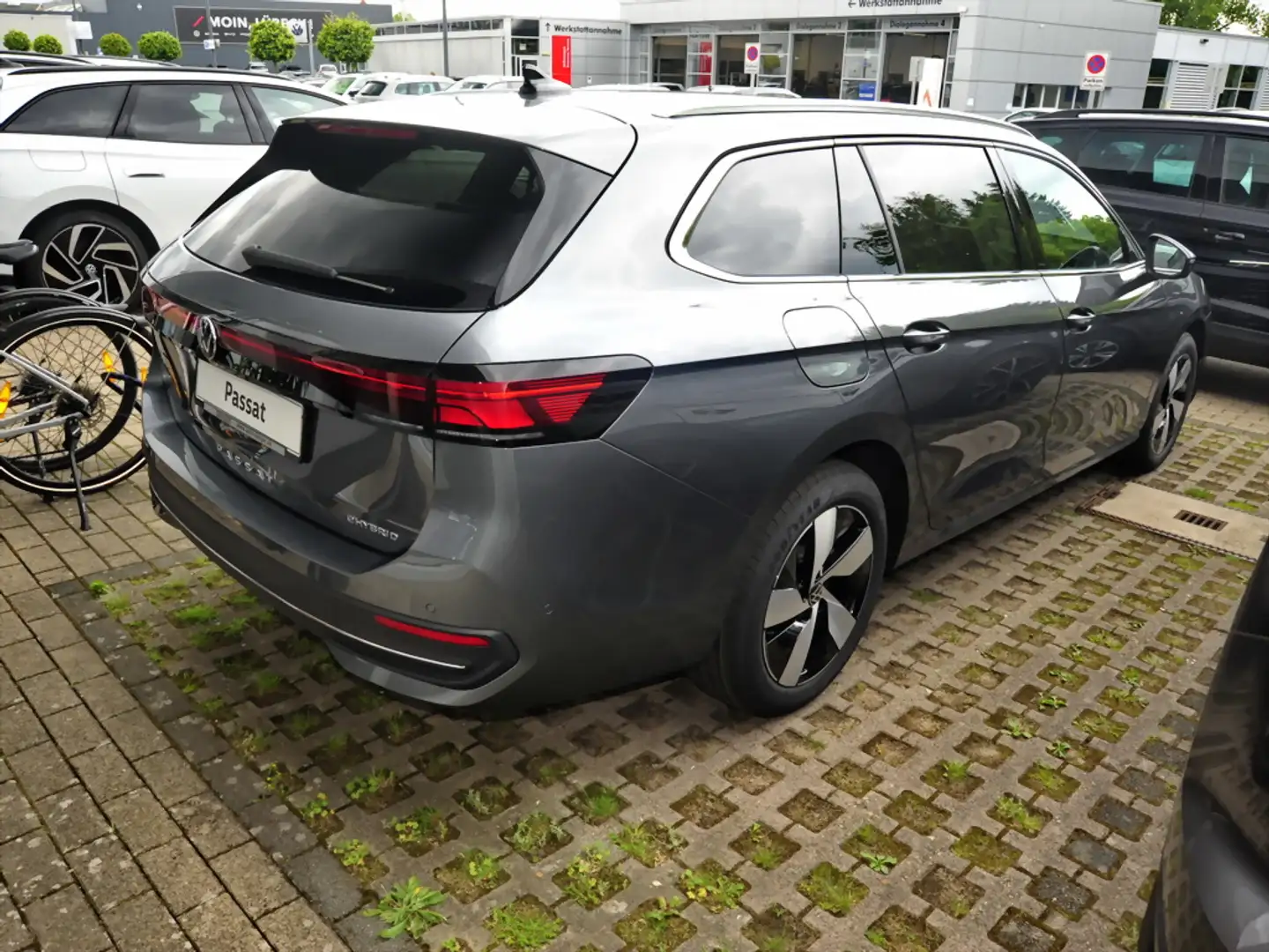 Volkswagen Passat Business 1,5 l eHybrid Travel Assist-Pkt. Grau - 2